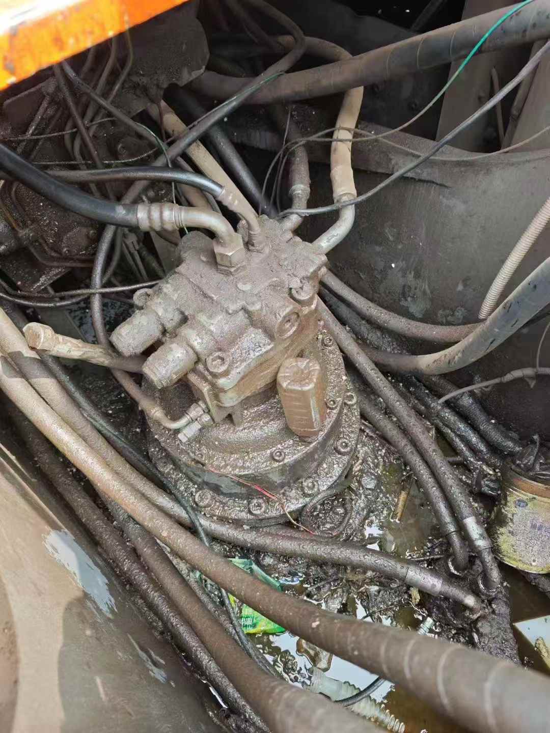 Buy Hitachi EX230-6 Used Excavator / 5