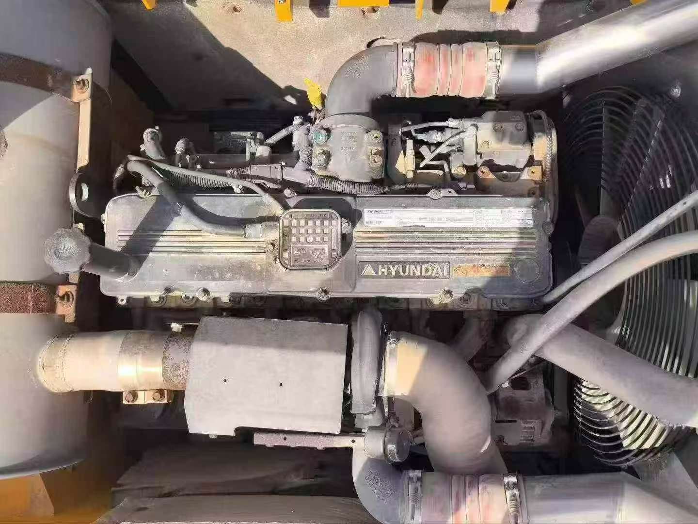 Buy Hyundai R350LVS Used Excavator / 4