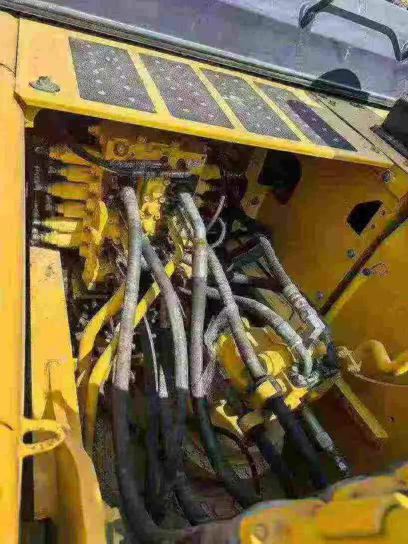 Buy Komatsu PC200-8 Used Excavator / 7