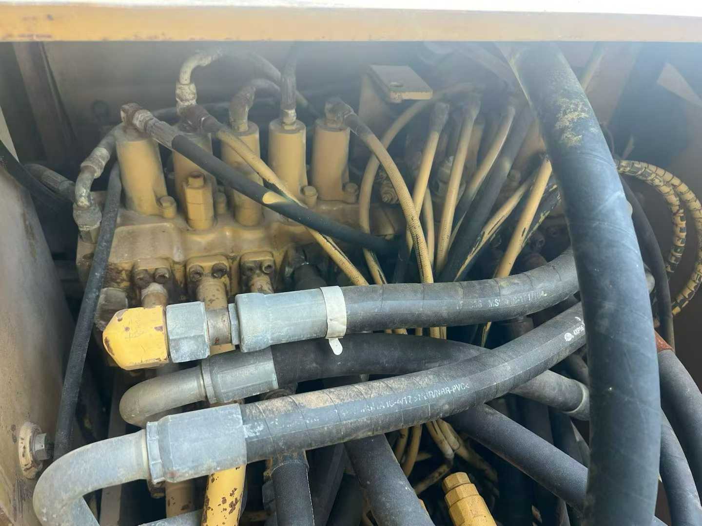 Buy Caterpillar 320C Used Excavator / 4