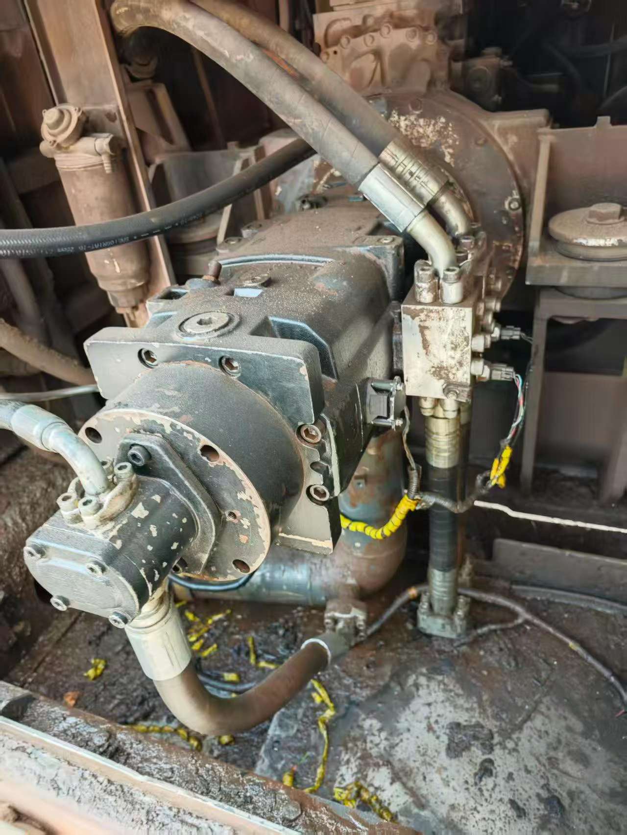 Buy Doosan DX800HD Used Excavator / 2