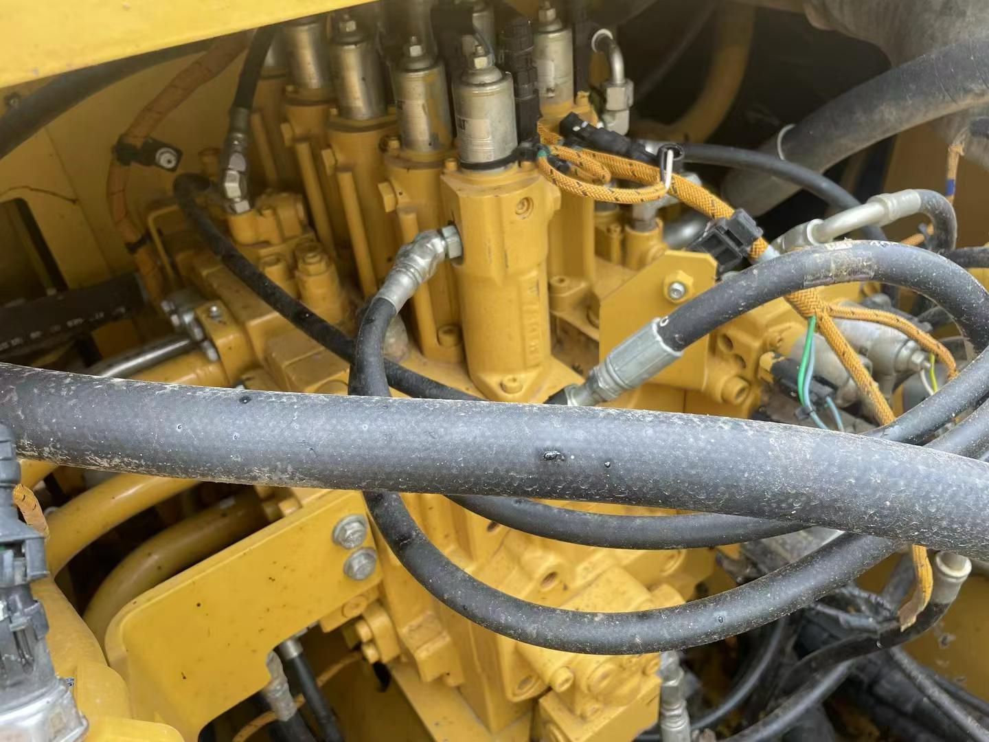 Buy Caterpillar 349E Used Excavator / 4