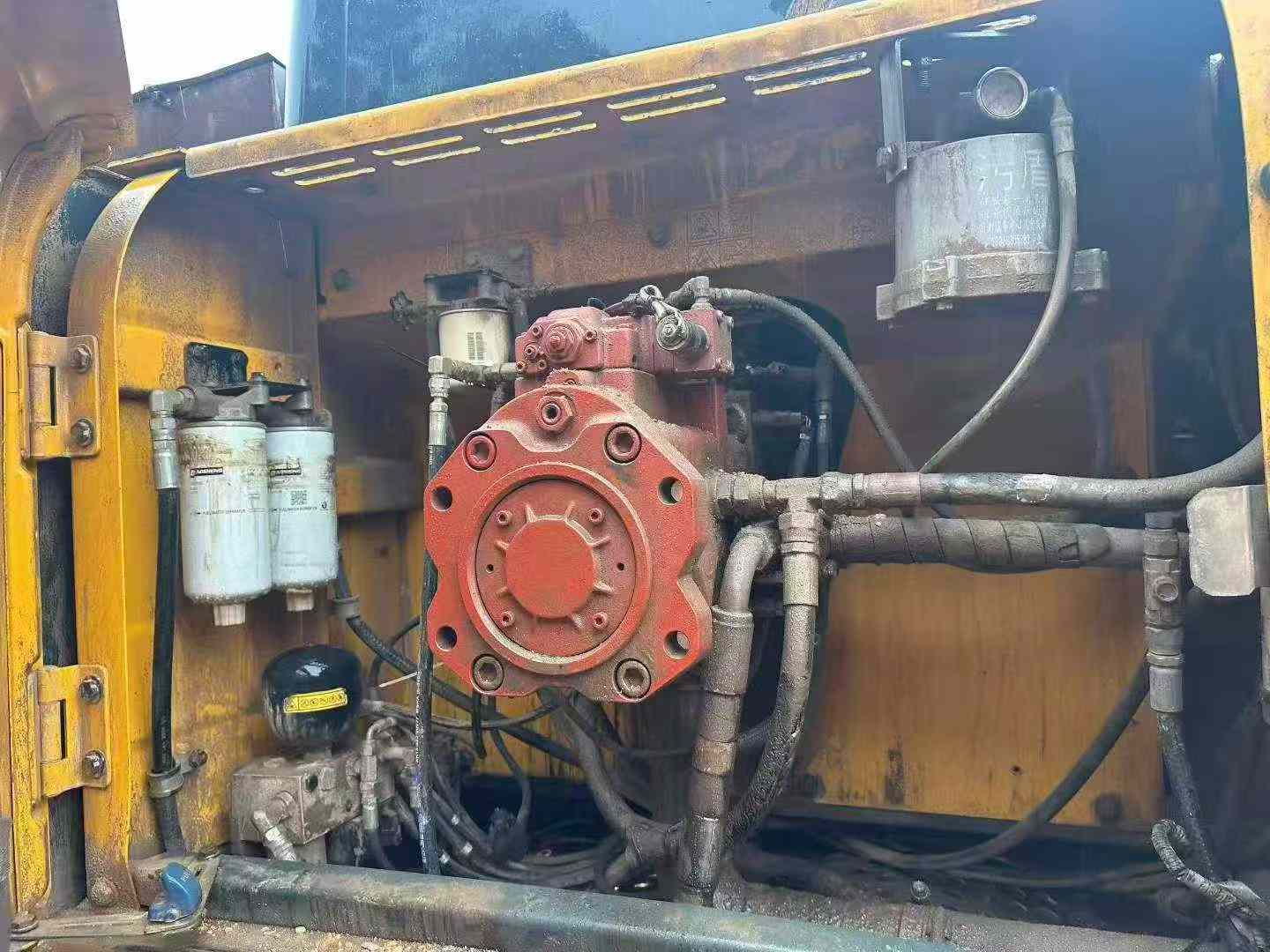 Buy Hyundai R485LVS Used Excavator / 3