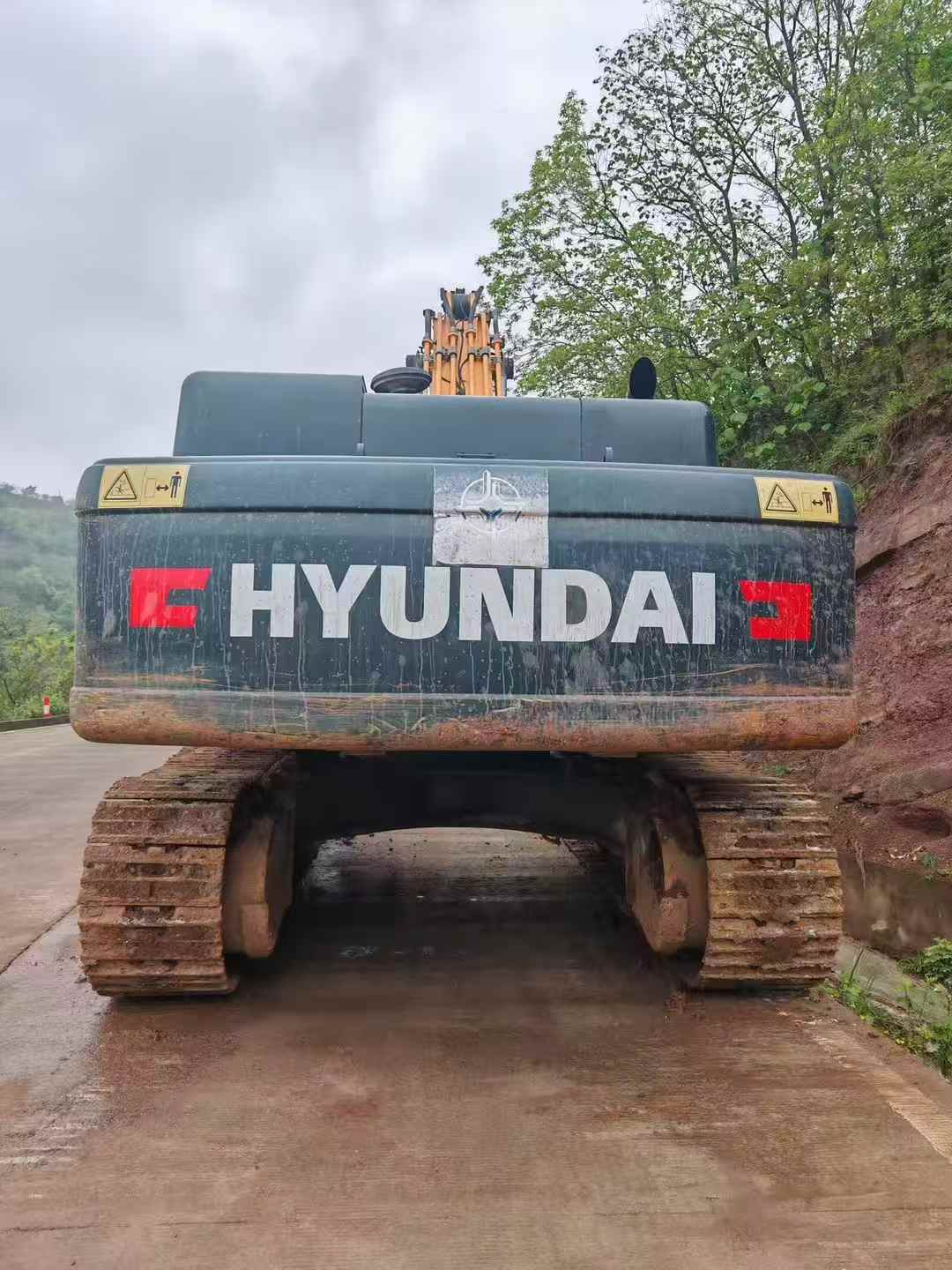 Buy Hyundai R485LVS Used Excavator / 2