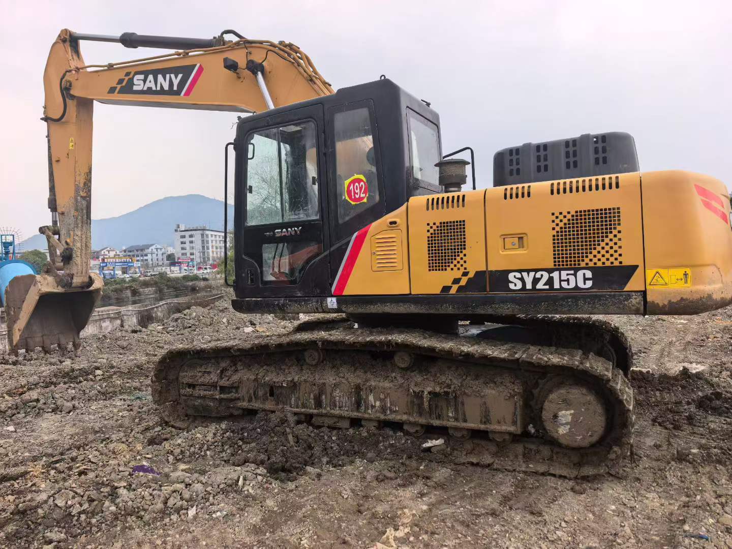 Buy Sany SY215C Used Excavator / 9