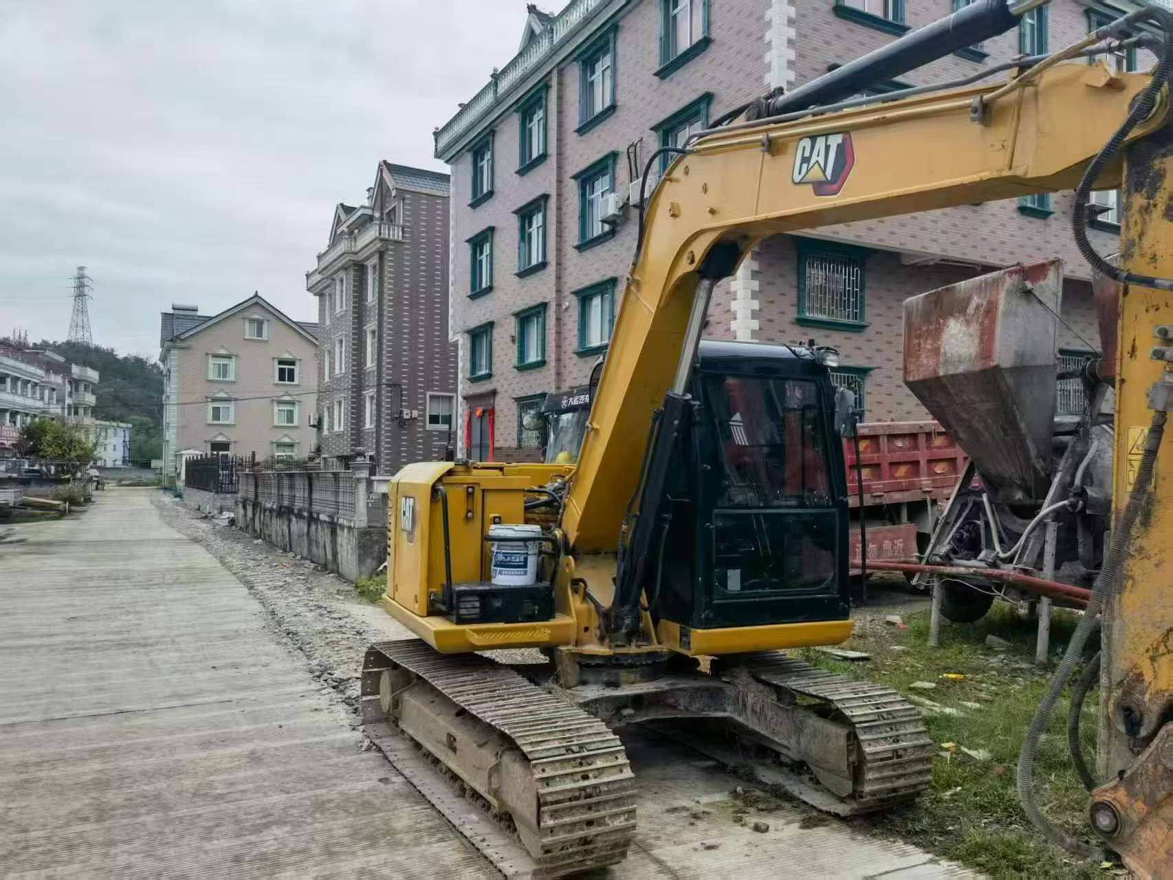 Buy Caterpillar 307B Used Excavator / 3