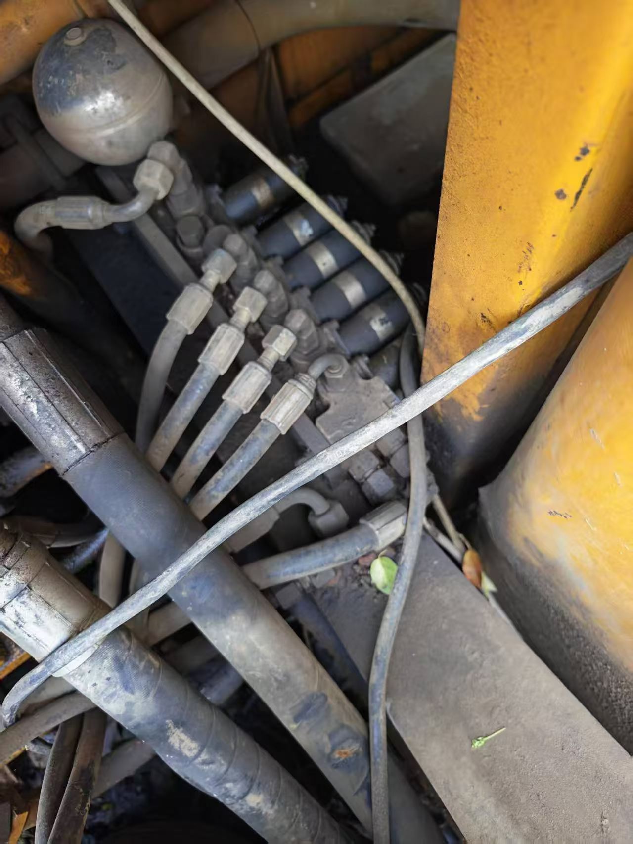 Buy Sany SY215C-8 Used Excavator / 9