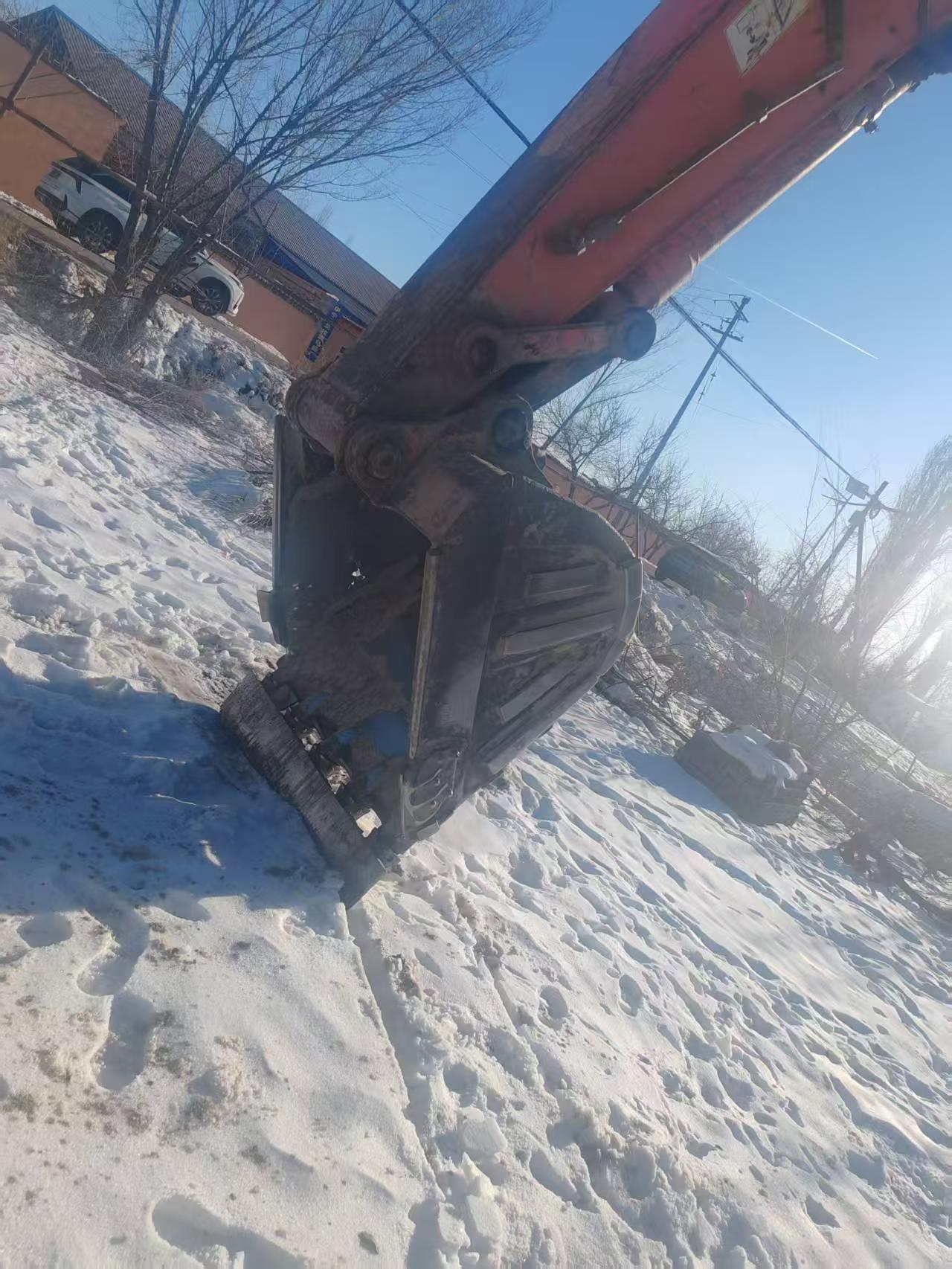 Buy Hitachi ZX240-3G Used Excavator / 3