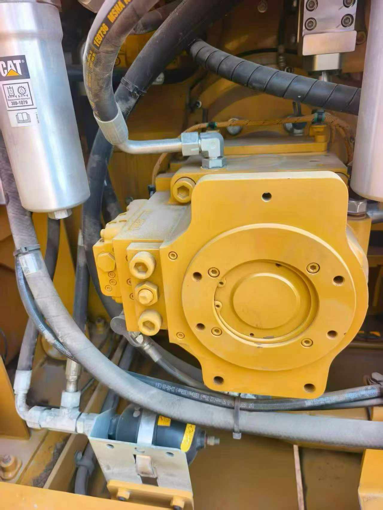 Buy Caterpillar 374D Used Excavator / 3