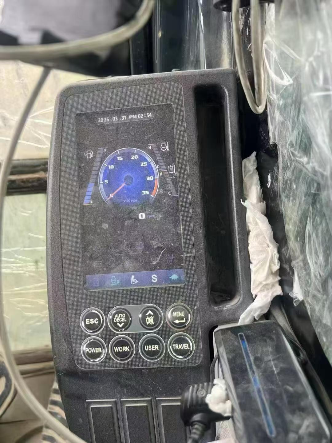 Buy Hyundai R215VS Used Excavator / 5