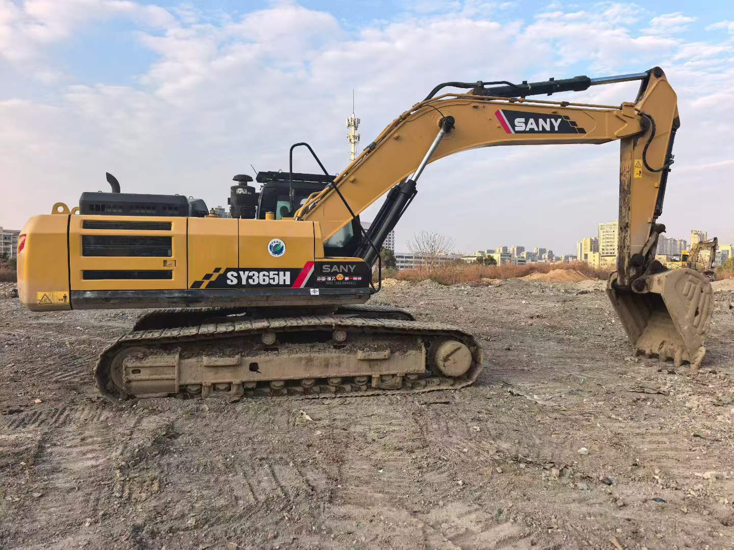 Buy Sany SY365C Used Excavator / 4