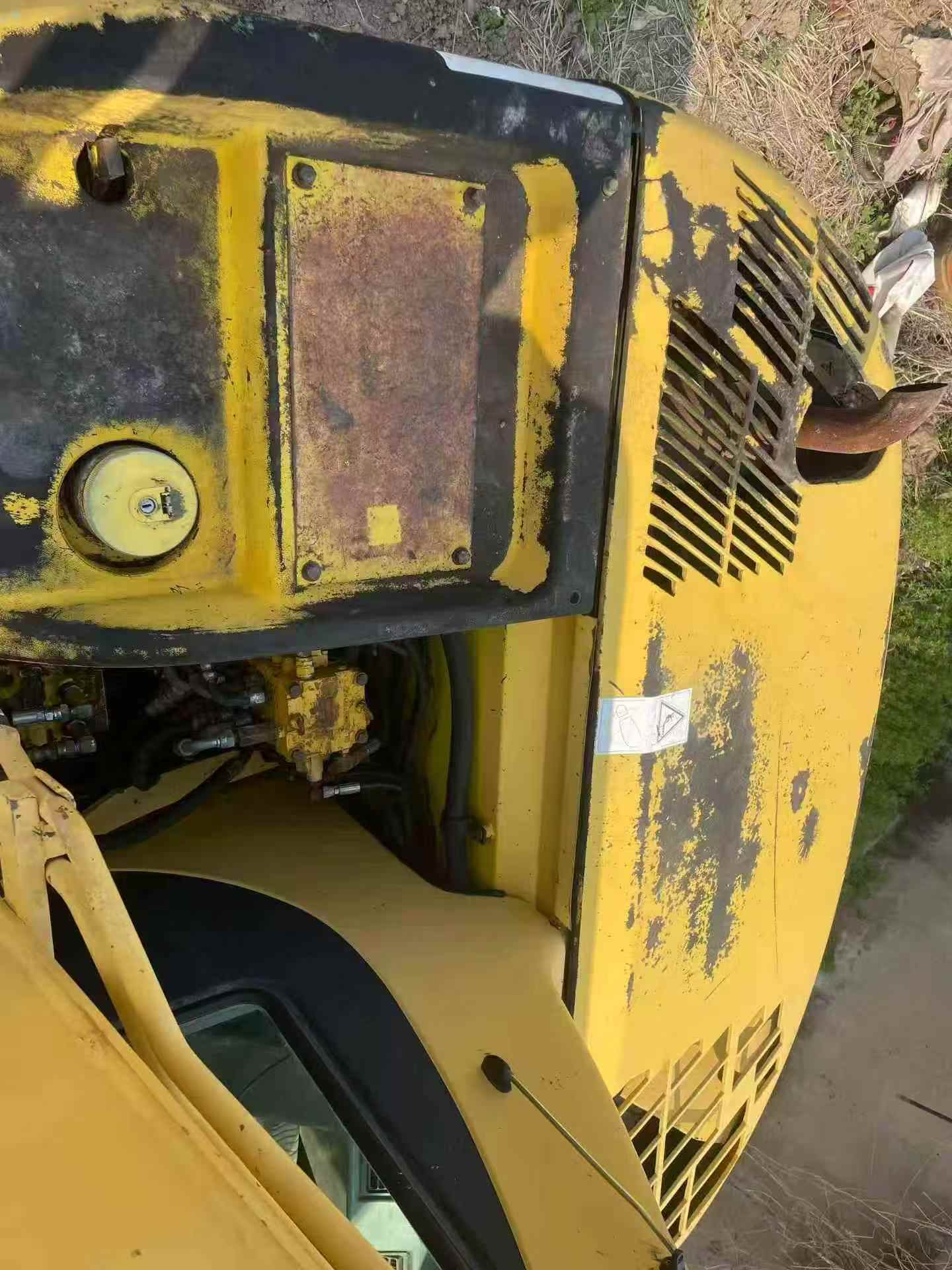 Buy Komatsu PC60-7 Used Excavator / 4