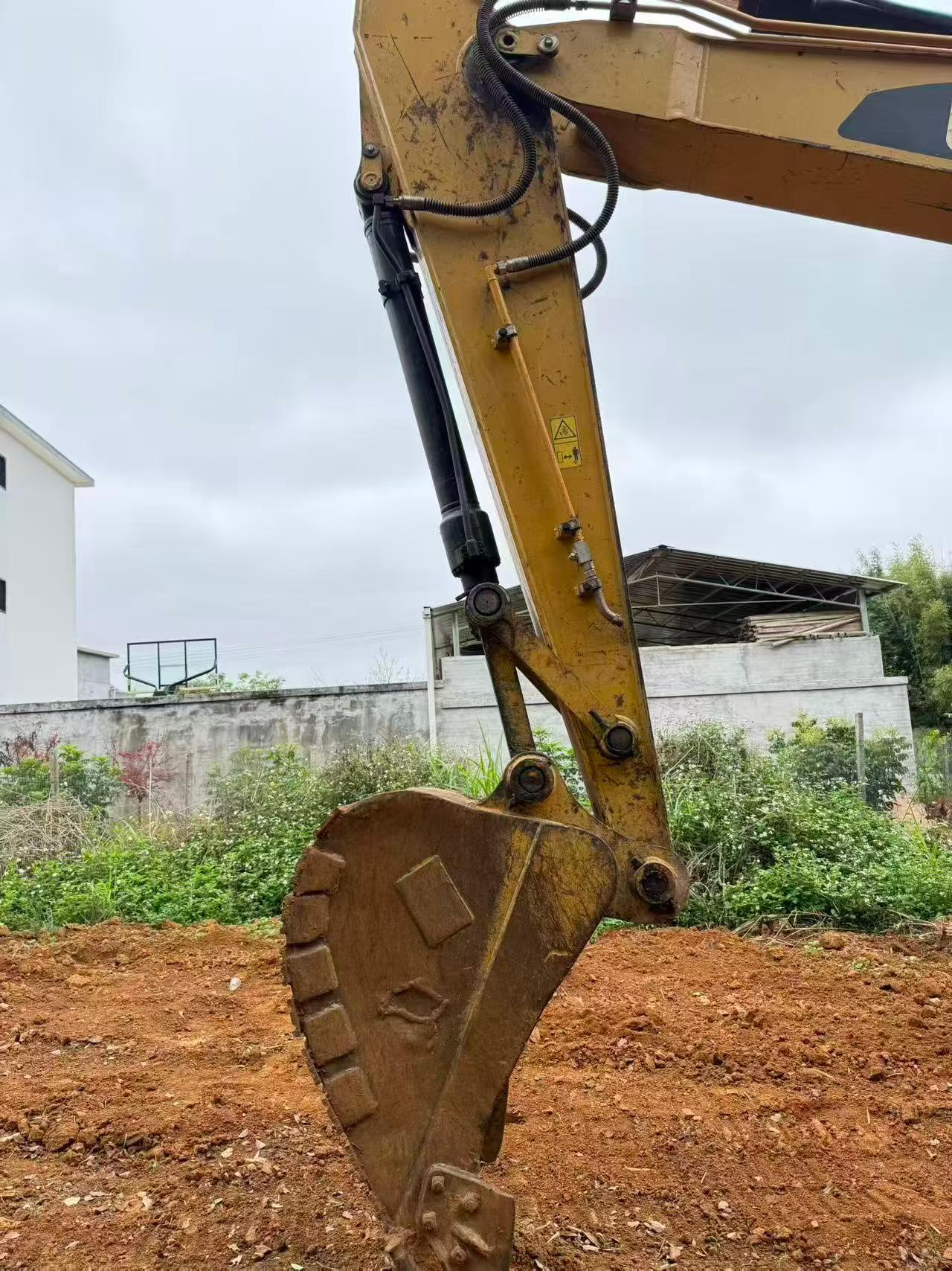 Buy Caterpillar 313D Used Excavator / 3