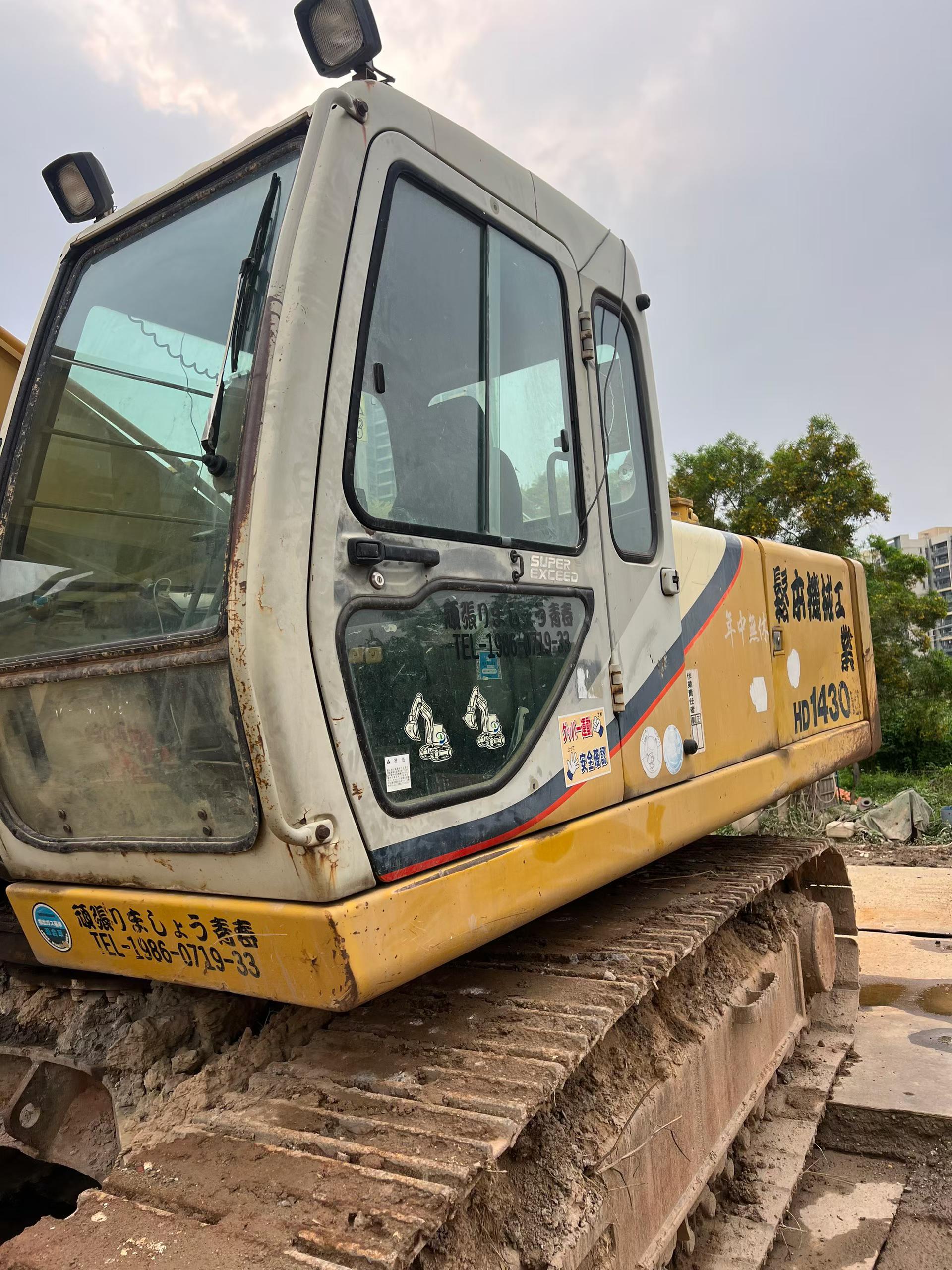 Buy Kato HD1430-7 Used Excavator / 3