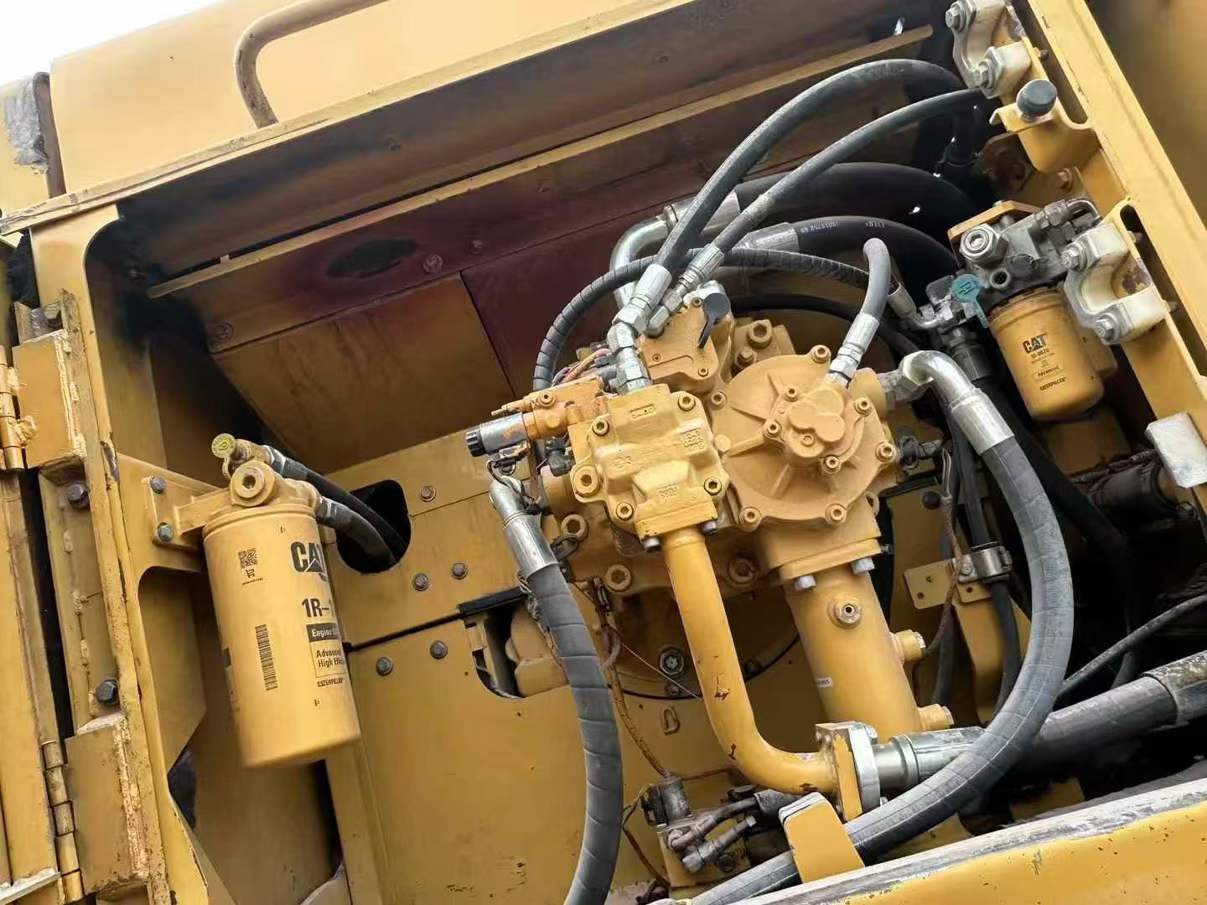 Buy Caterpillar 349E Used Excavator / 5