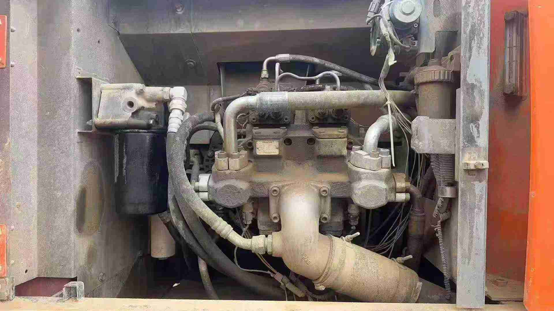 Buy Hitachi ZX200-3G Used Excavator / 2