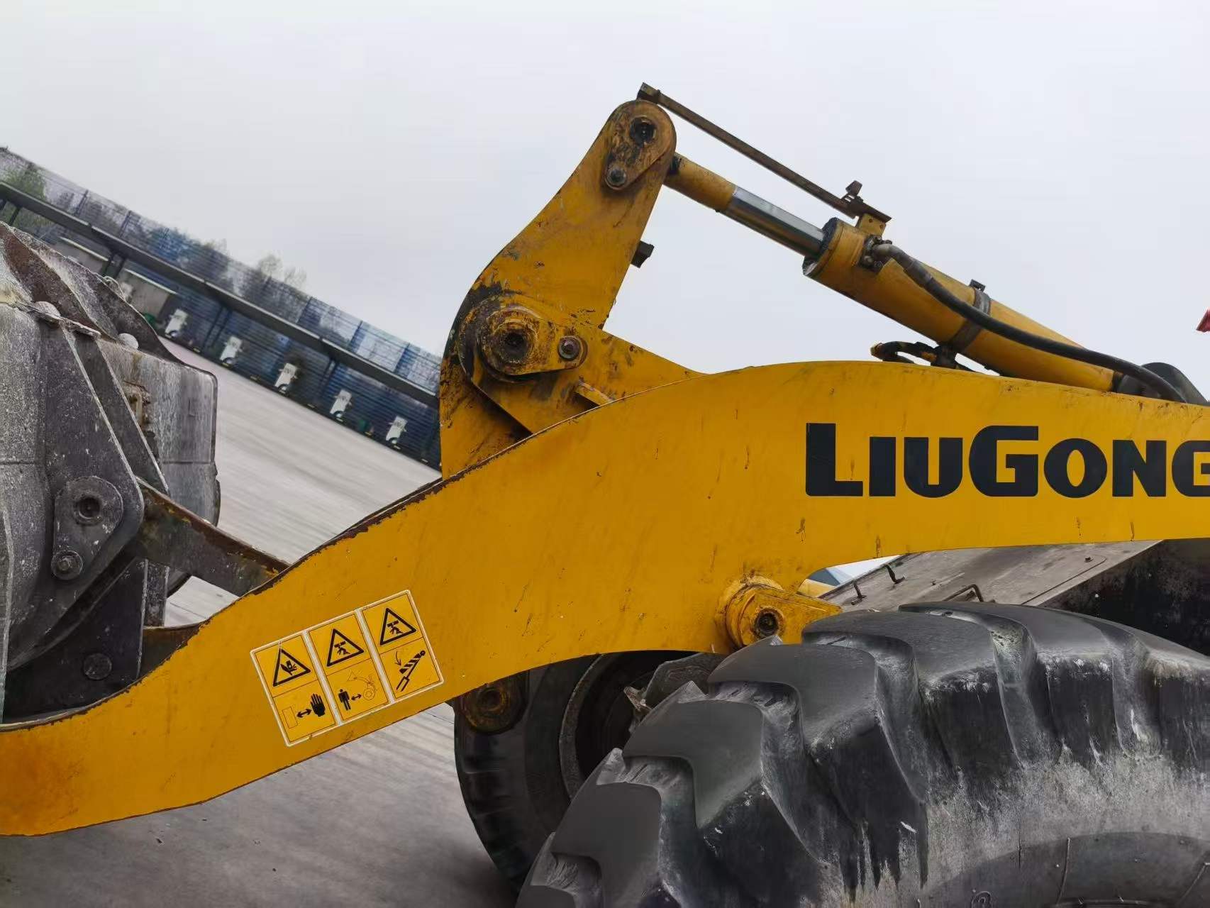 Buy LiuGong 835 Used Loader / 7