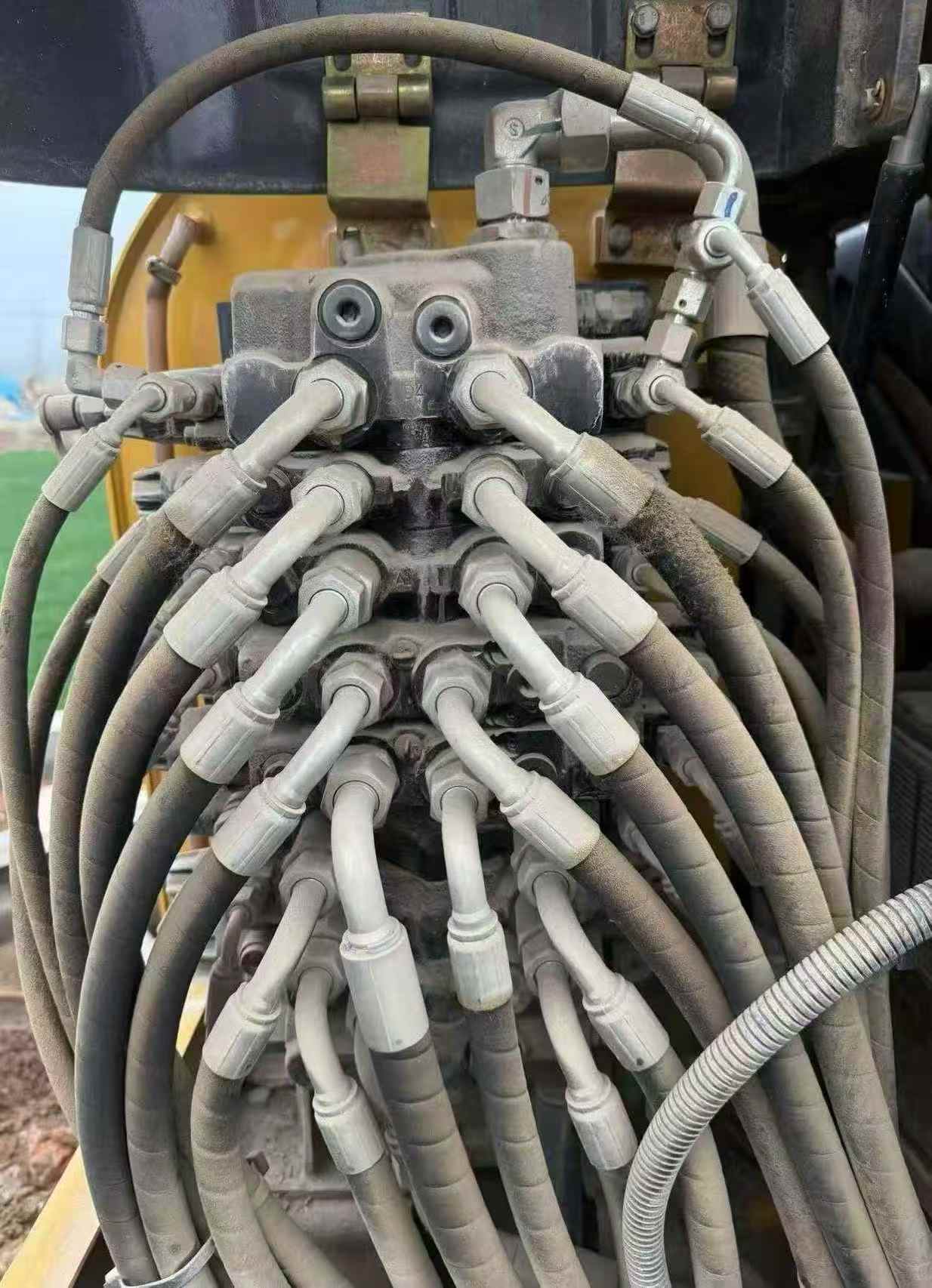 Buy XCMG XE60DA Used Excavator / 4