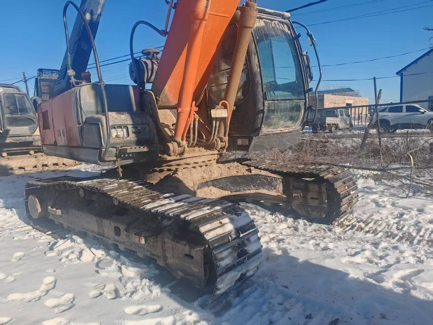 Buy Hitachi ZX240-3G Used Excavator / 4