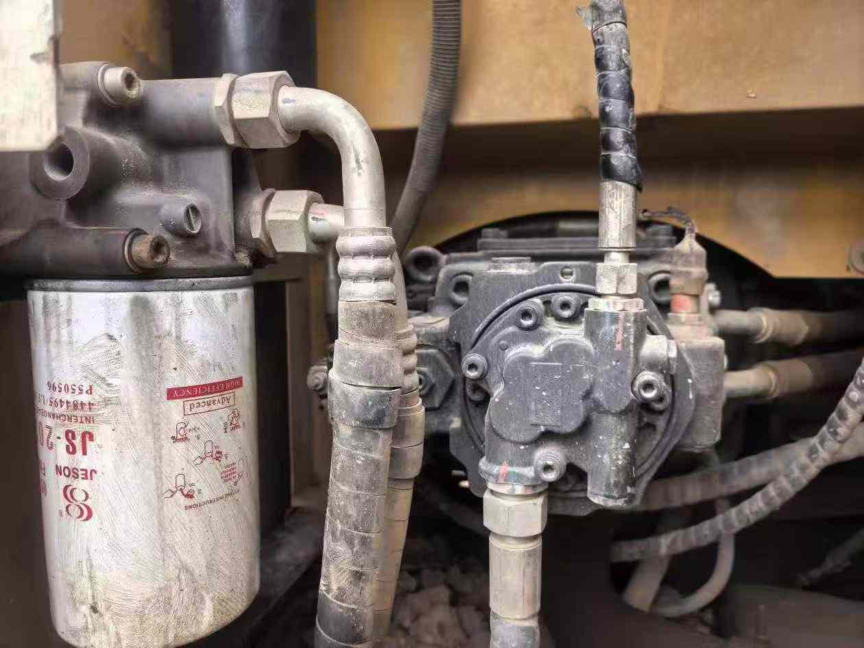 Buy Sany SY135 Used Excavator / 4