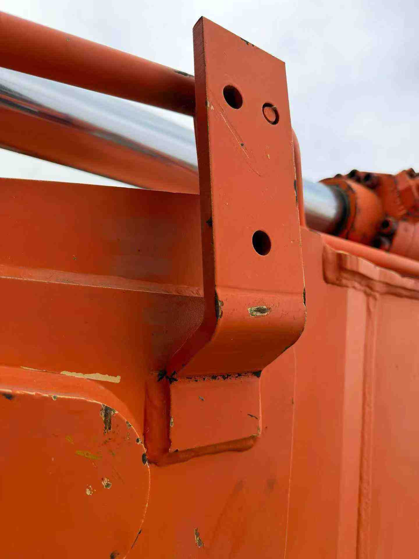 Buy Hitachi EX200-3 Used Excavator / 8