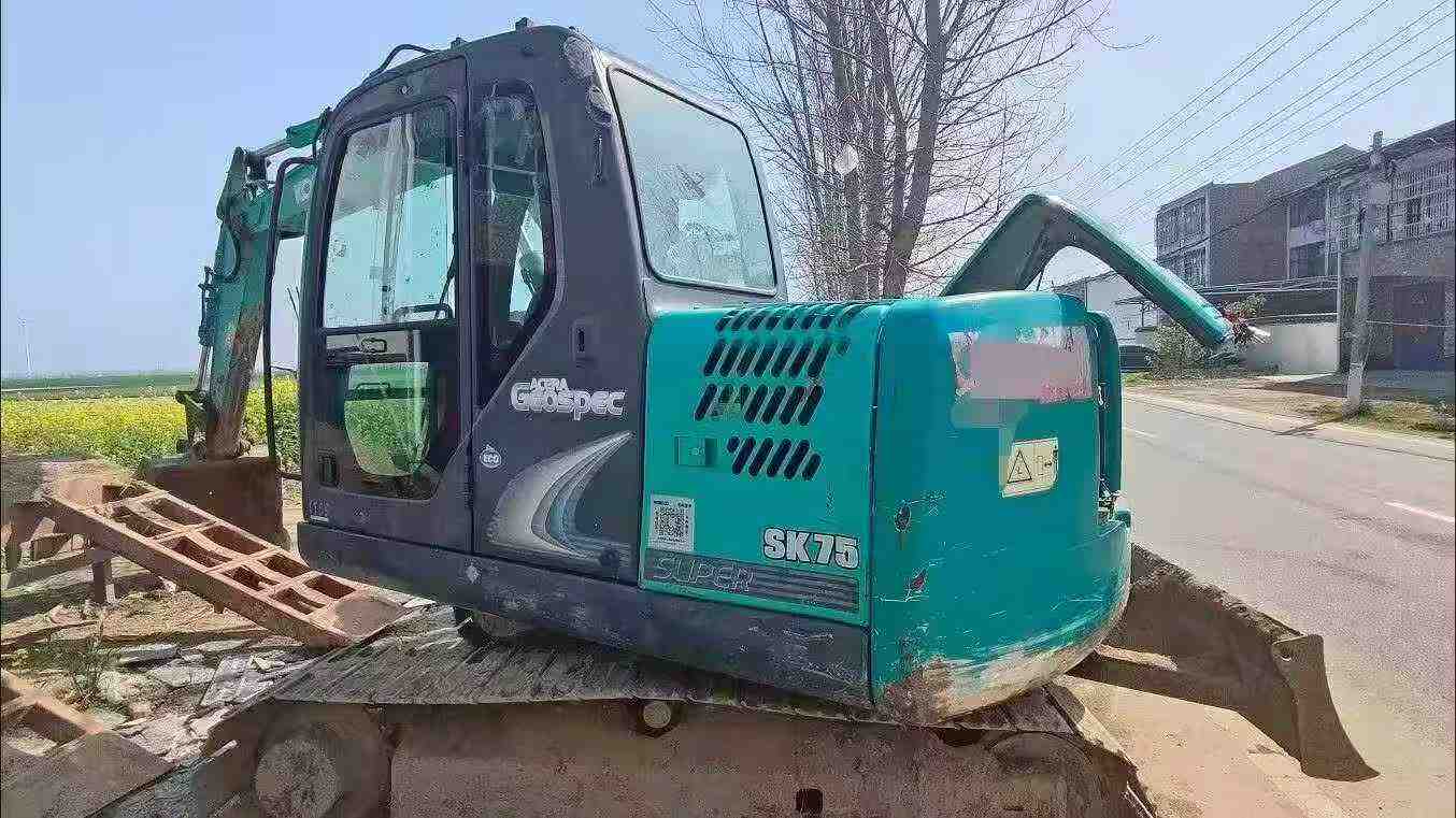 Buy Kobelco SK75-8 Used Excavator / 4