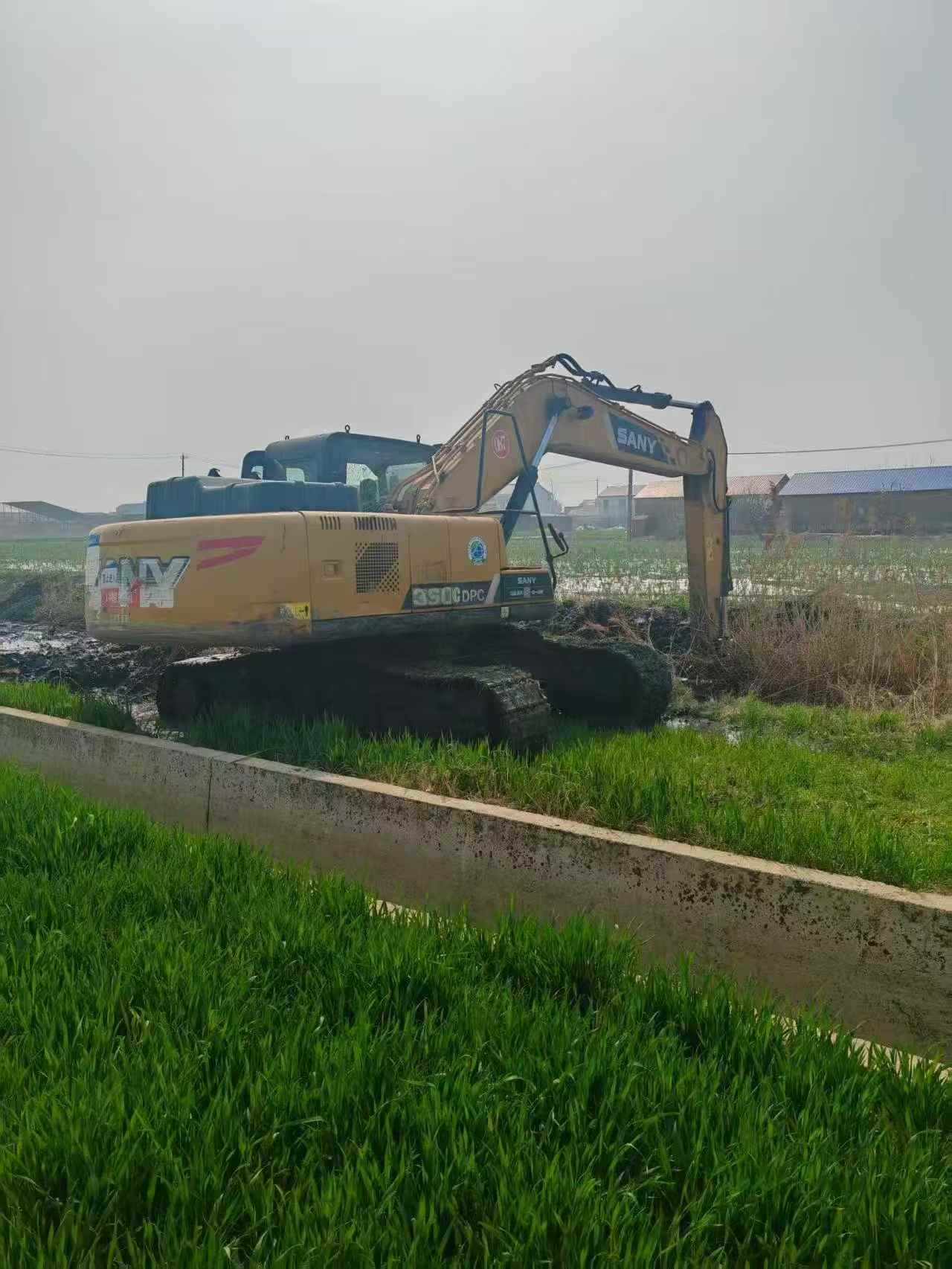 Buy Sany SY205C Used Excavator / 3