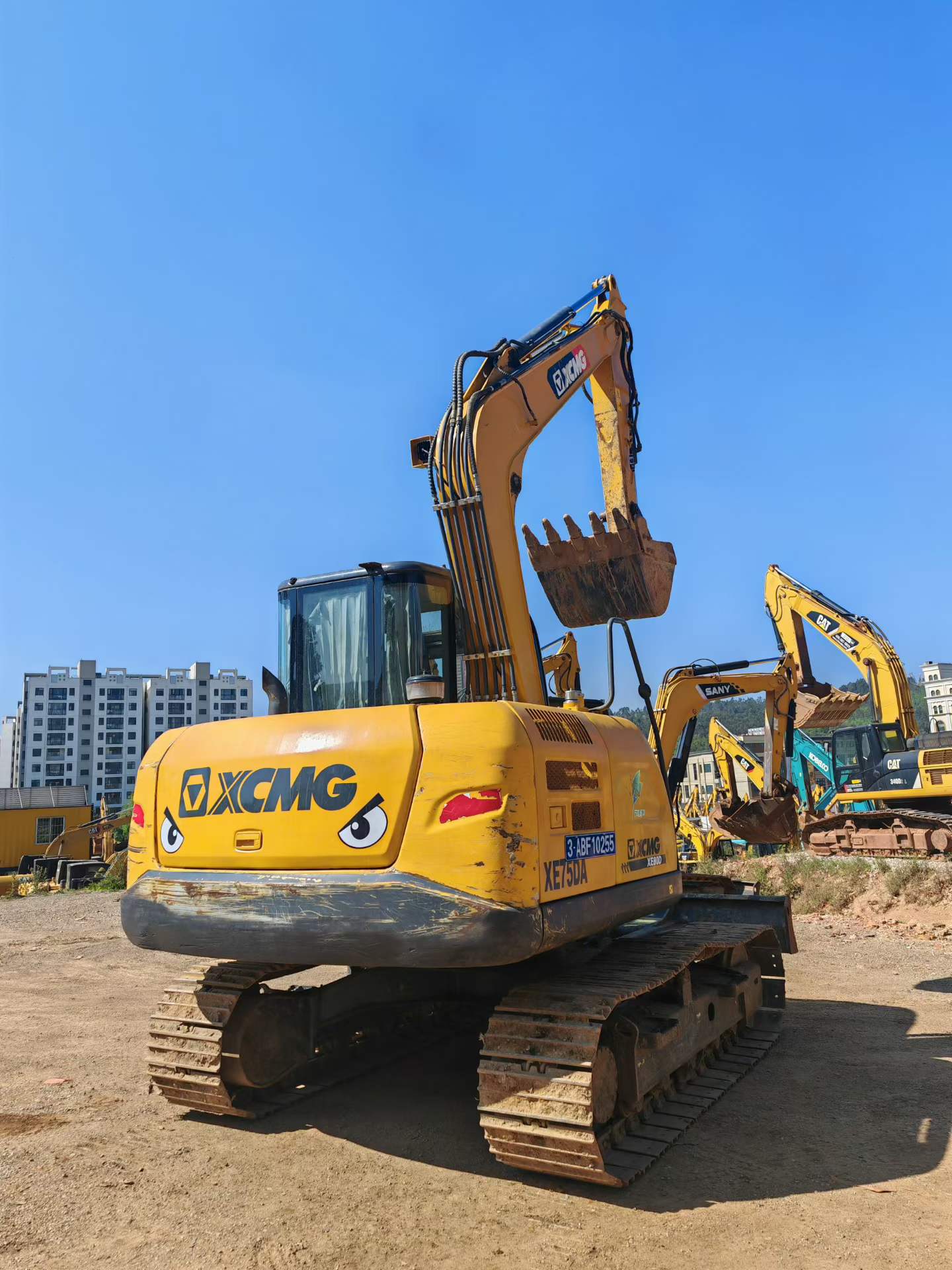 Buy XCMG XE75DA Used Excavator / 6