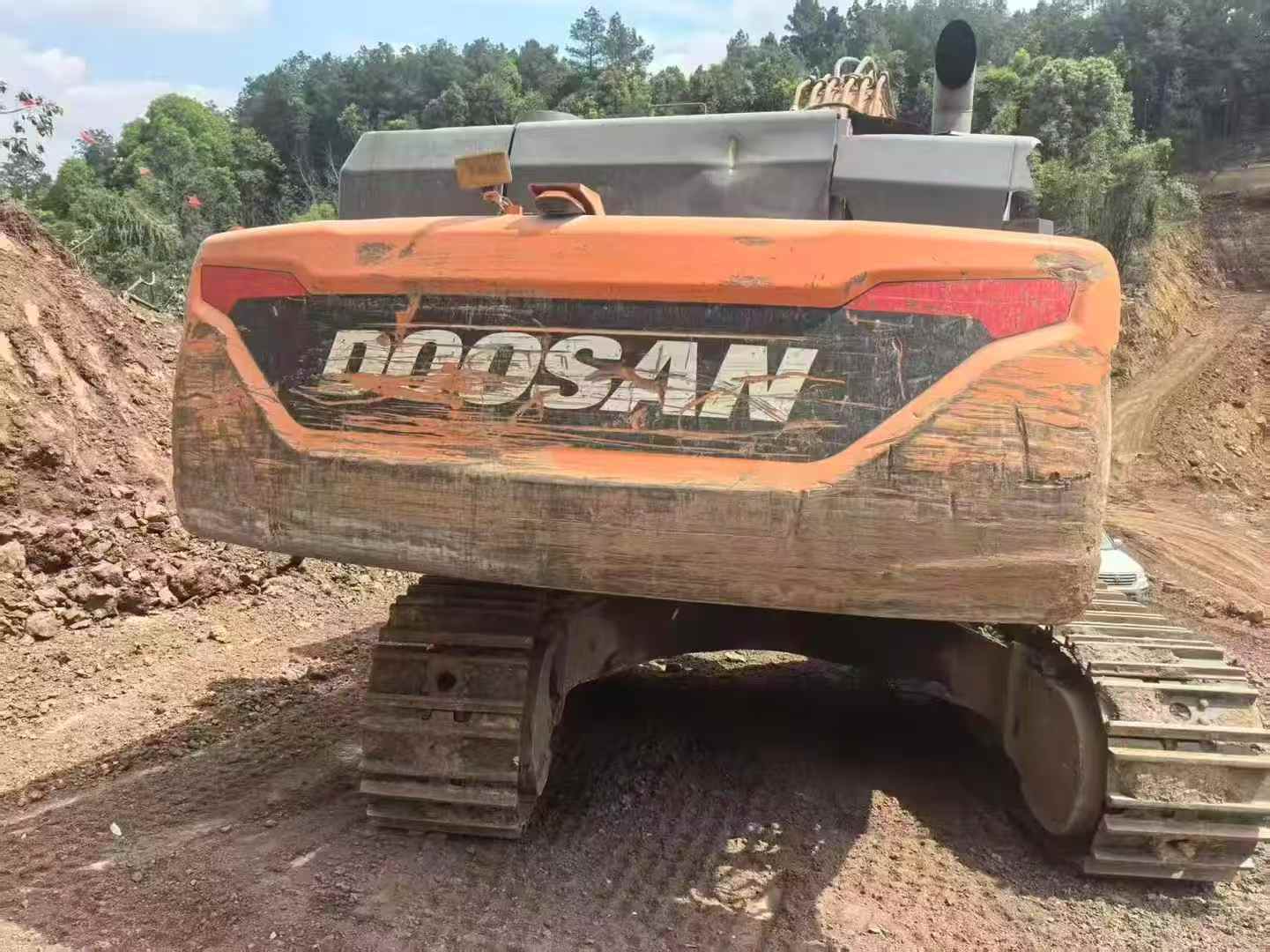 Buy Doosan DH420 Used Excavator / 3