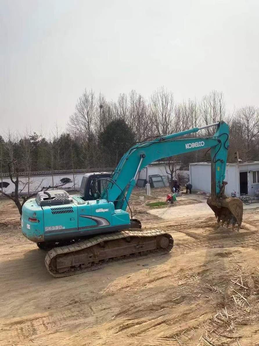 Buy Kobelco SK260 Used Excavator / 8