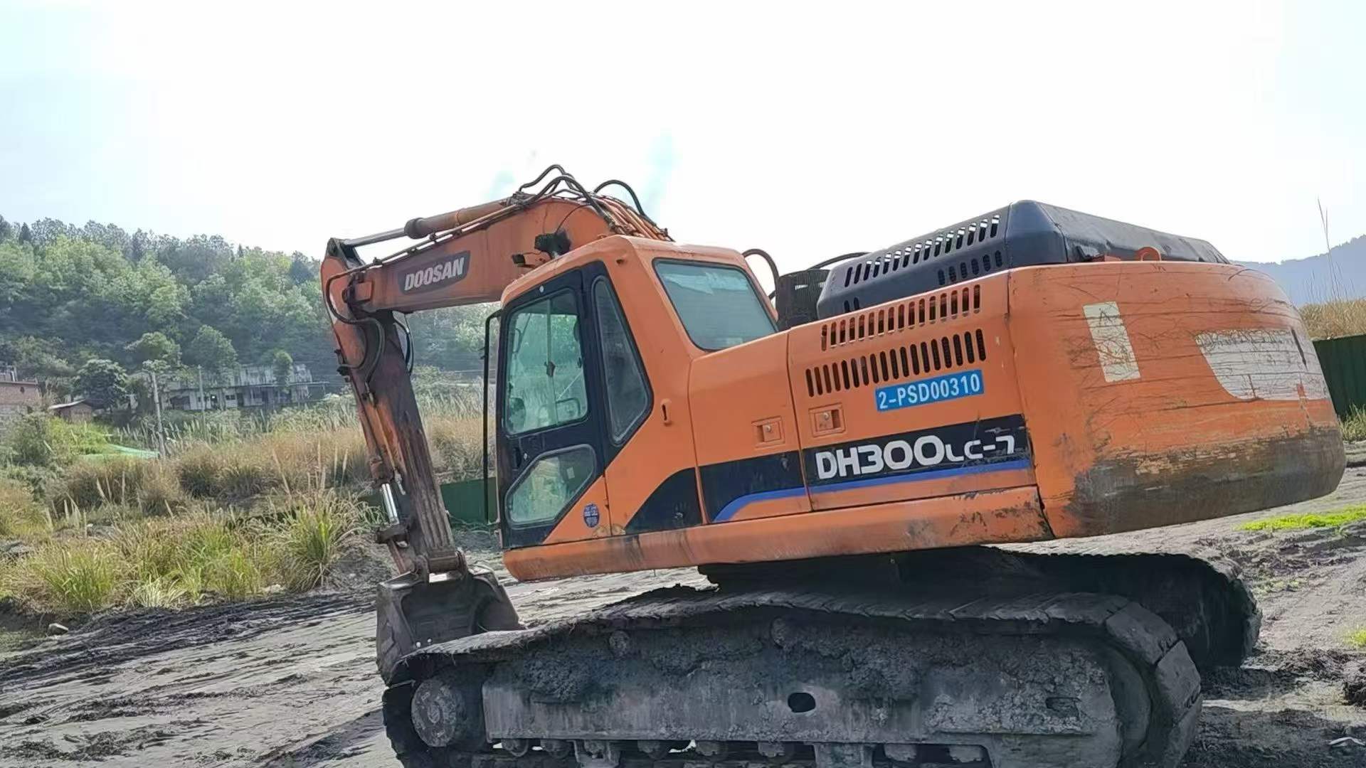 Buy Doosan S225 Used Excavator / 8