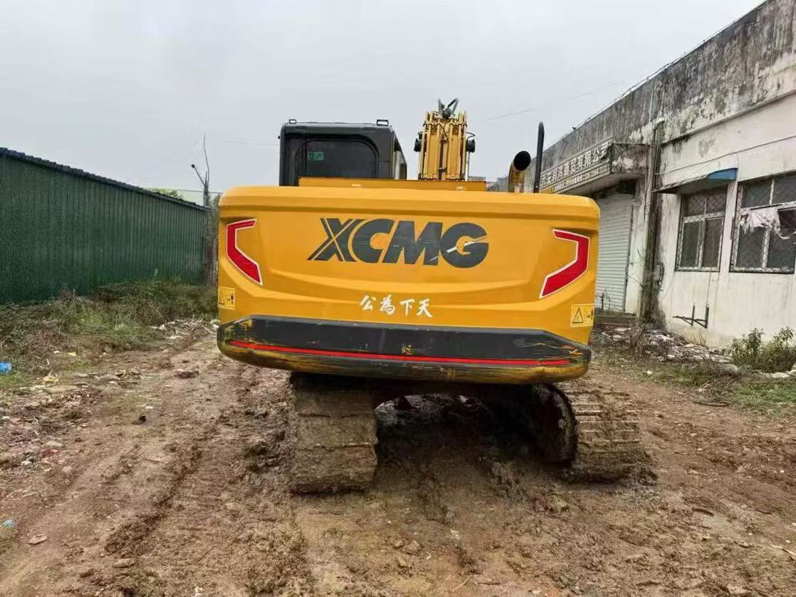 Buy XCMG XE135B Used Excavator / 8
