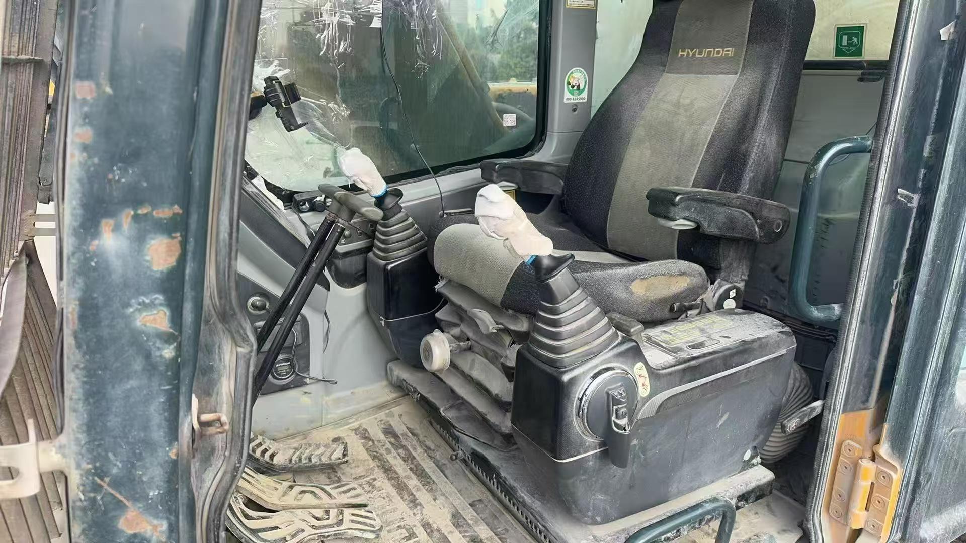 Buy Hyundai R215VS Used Excavator / 9