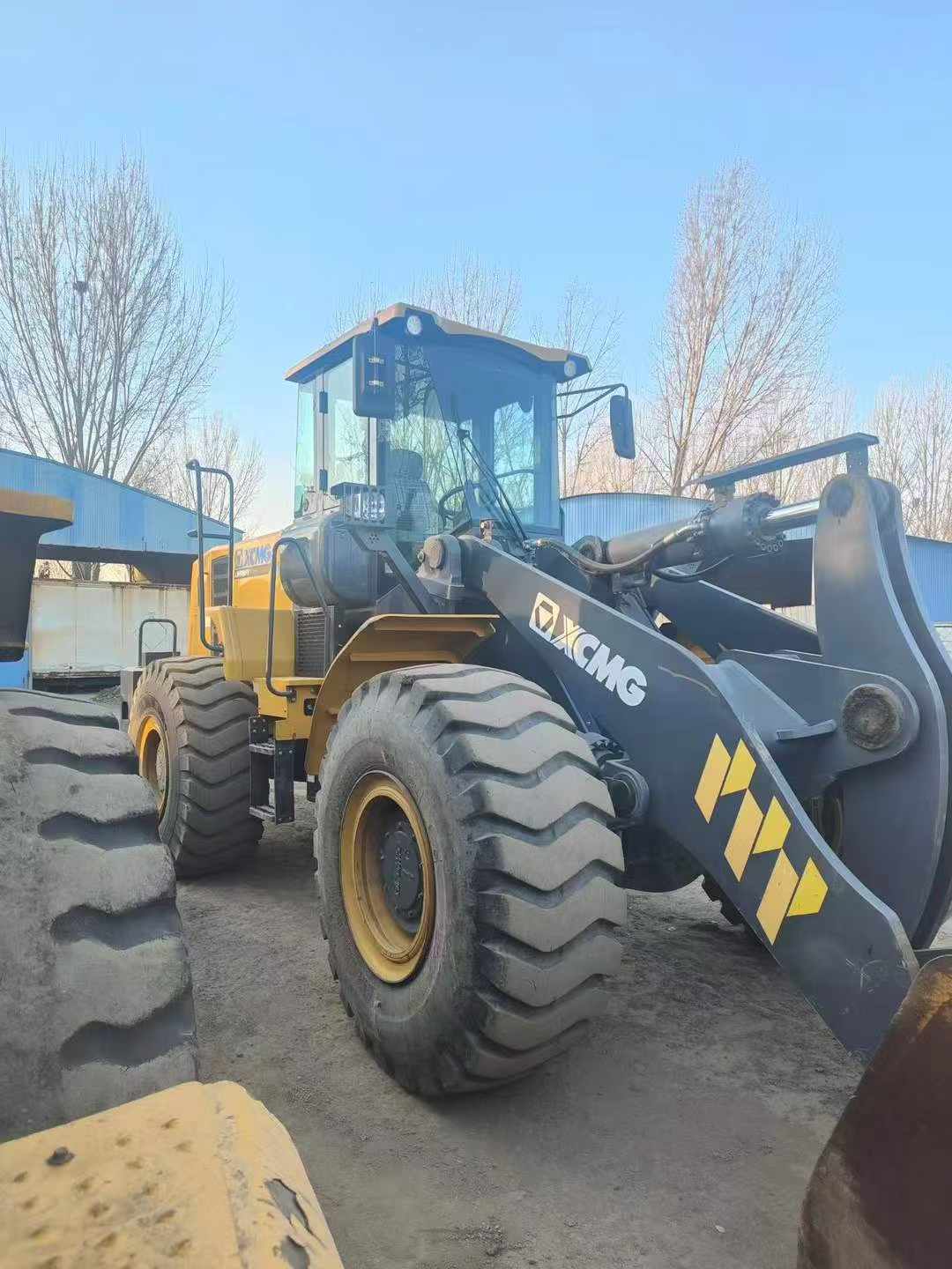 Buy XCMG LW600FV Used Loader / 2