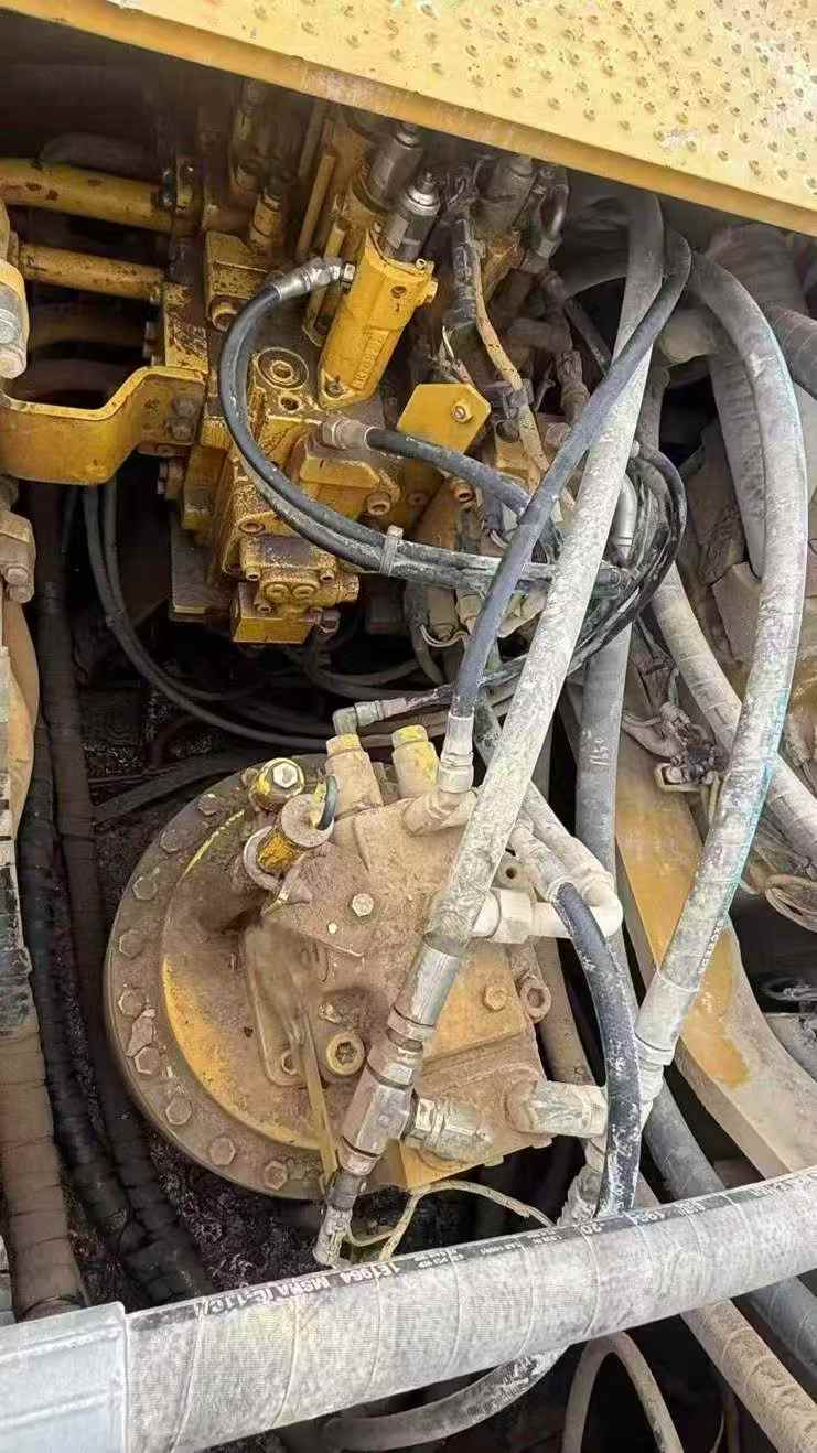 Buy Caterpillar 345B Used Excavator / 4