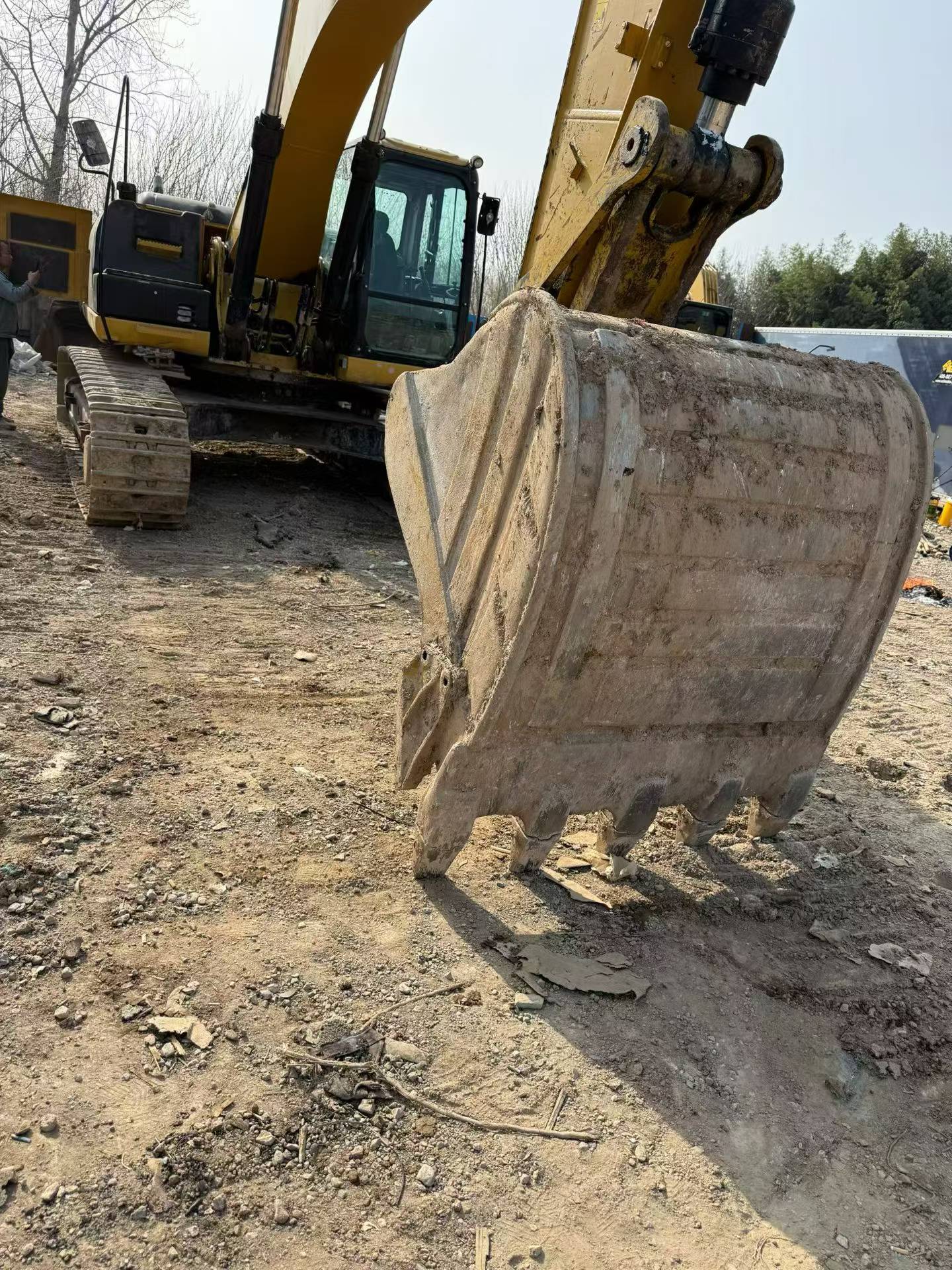 Buy Caterpillar 330B Used Excavator / 4