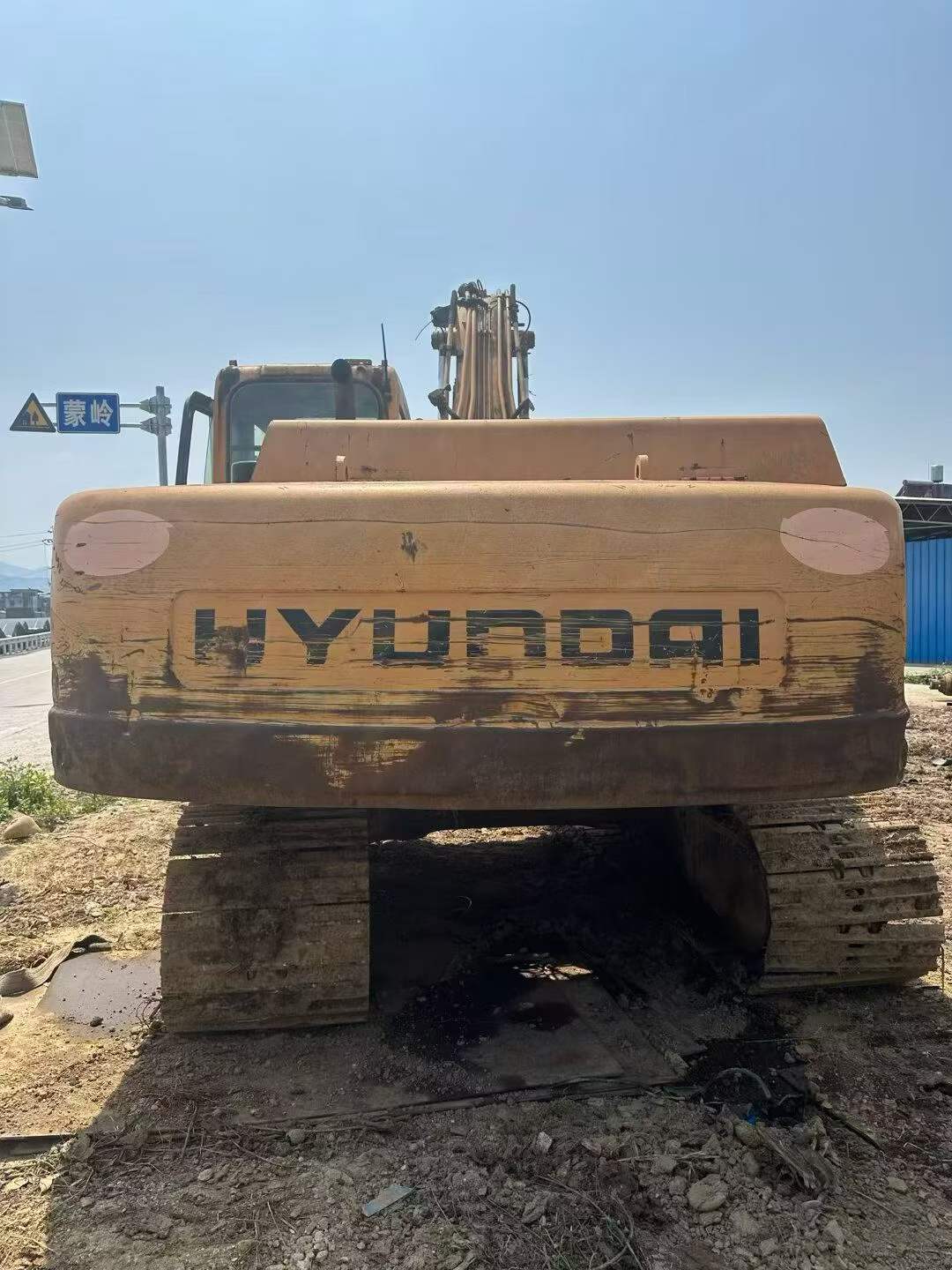 Buy Hyundai HX200 Used Excavator / 2