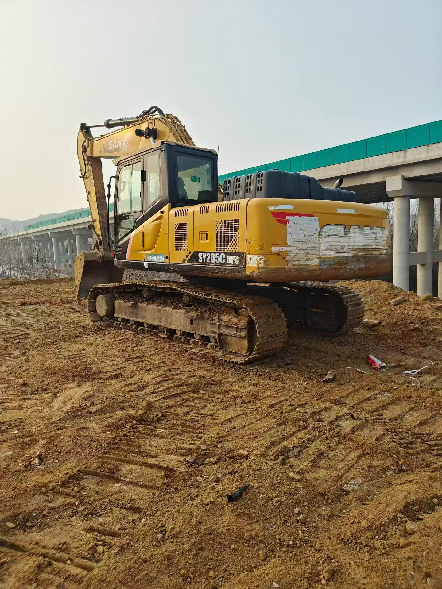 Buy Sany SY205C Used Excavator / 4