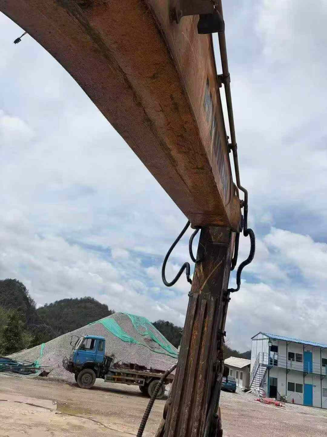 Buy Hyundai R350LVS Used Excavator / 3