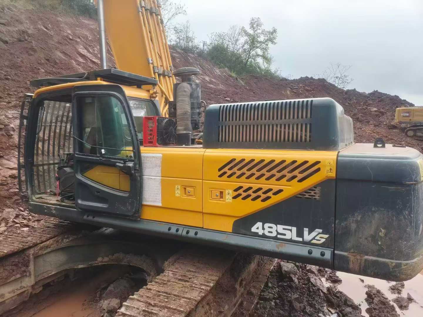 Buy Hyundai R485LVS Used Excavator / 2