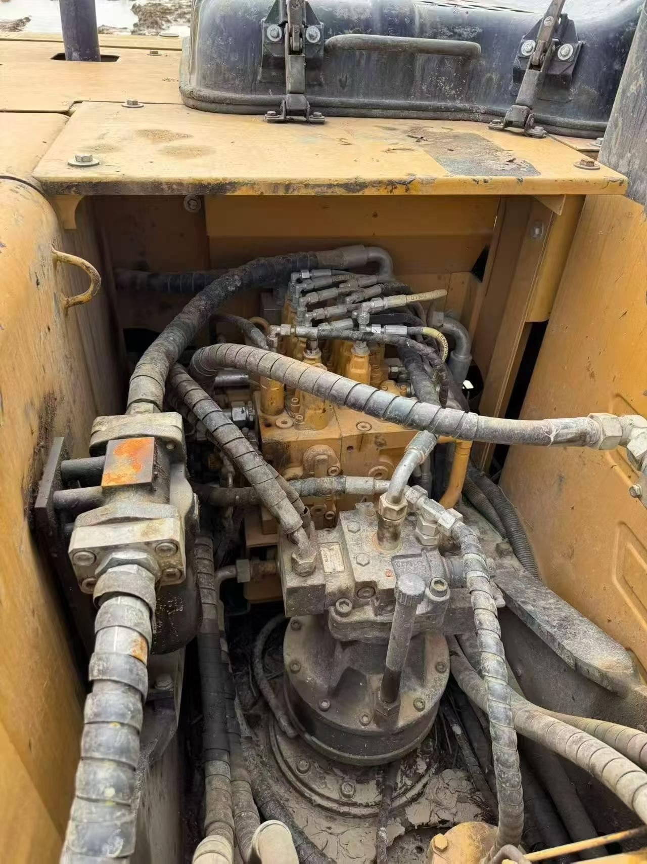 Buy Sany SY135 Used Excavator / 4