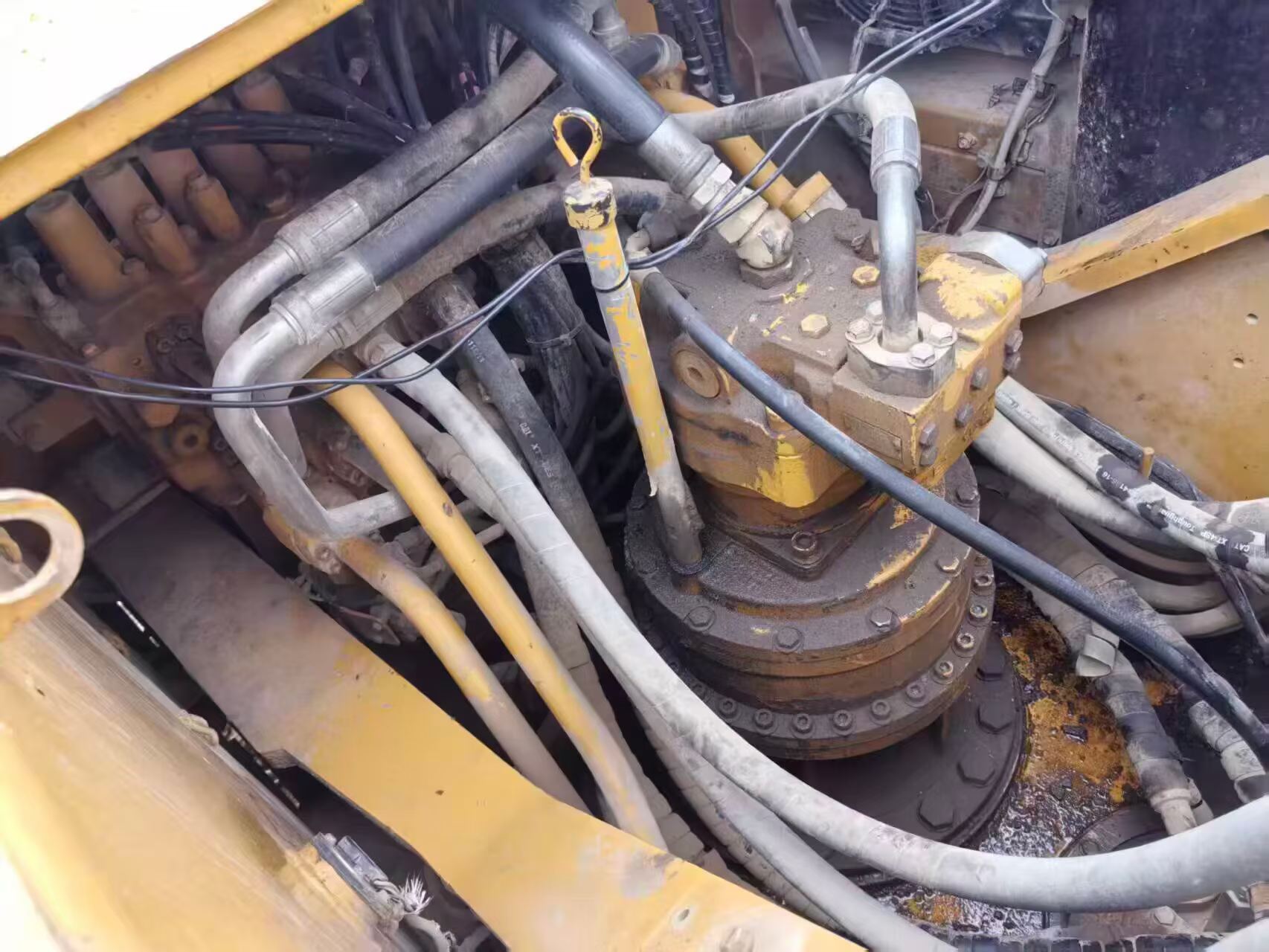 Buy Caterpillar 330B Used Excavator / 3