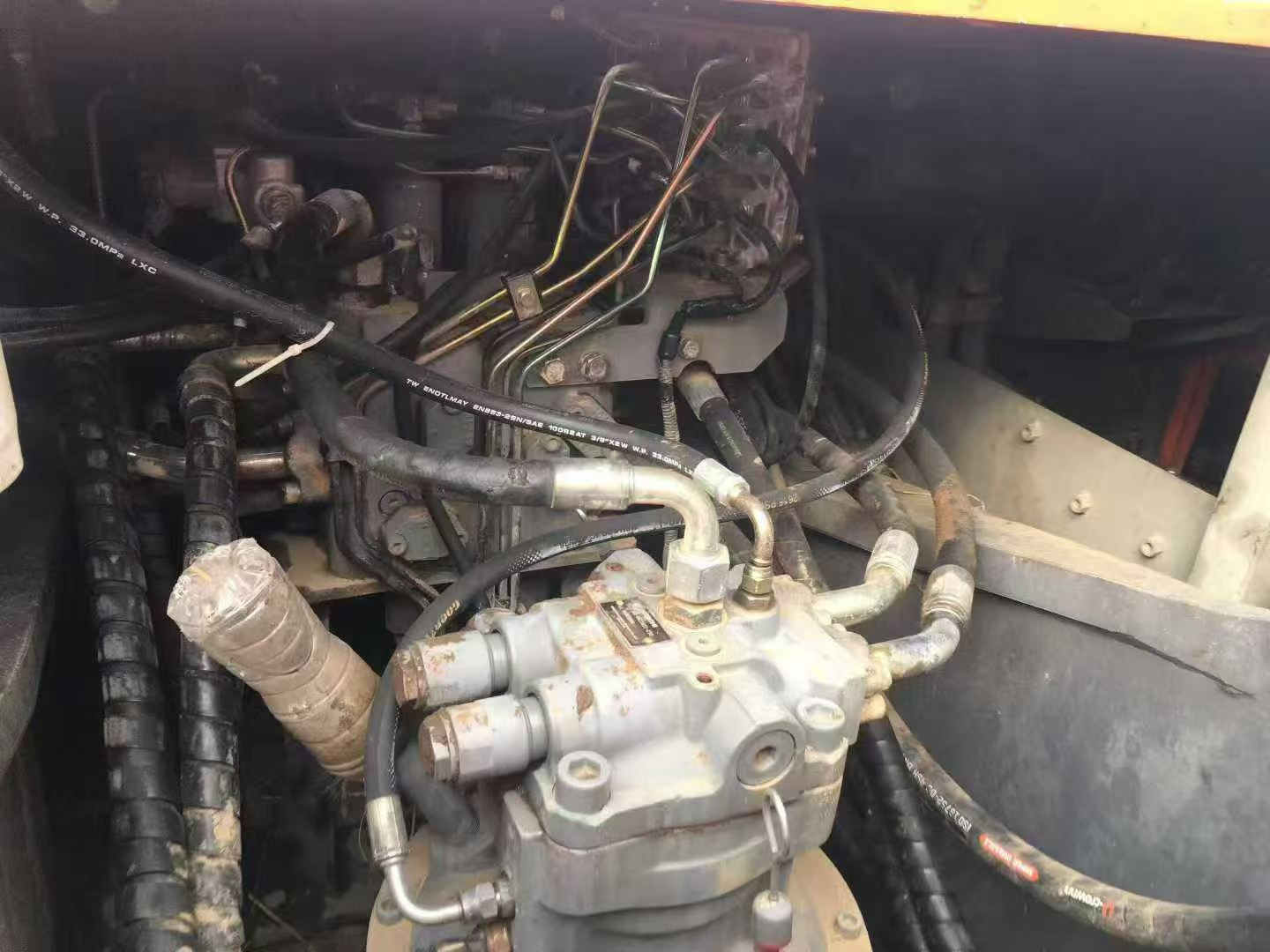 Buy Hitachi ZX240-3G Used Excavator / 8