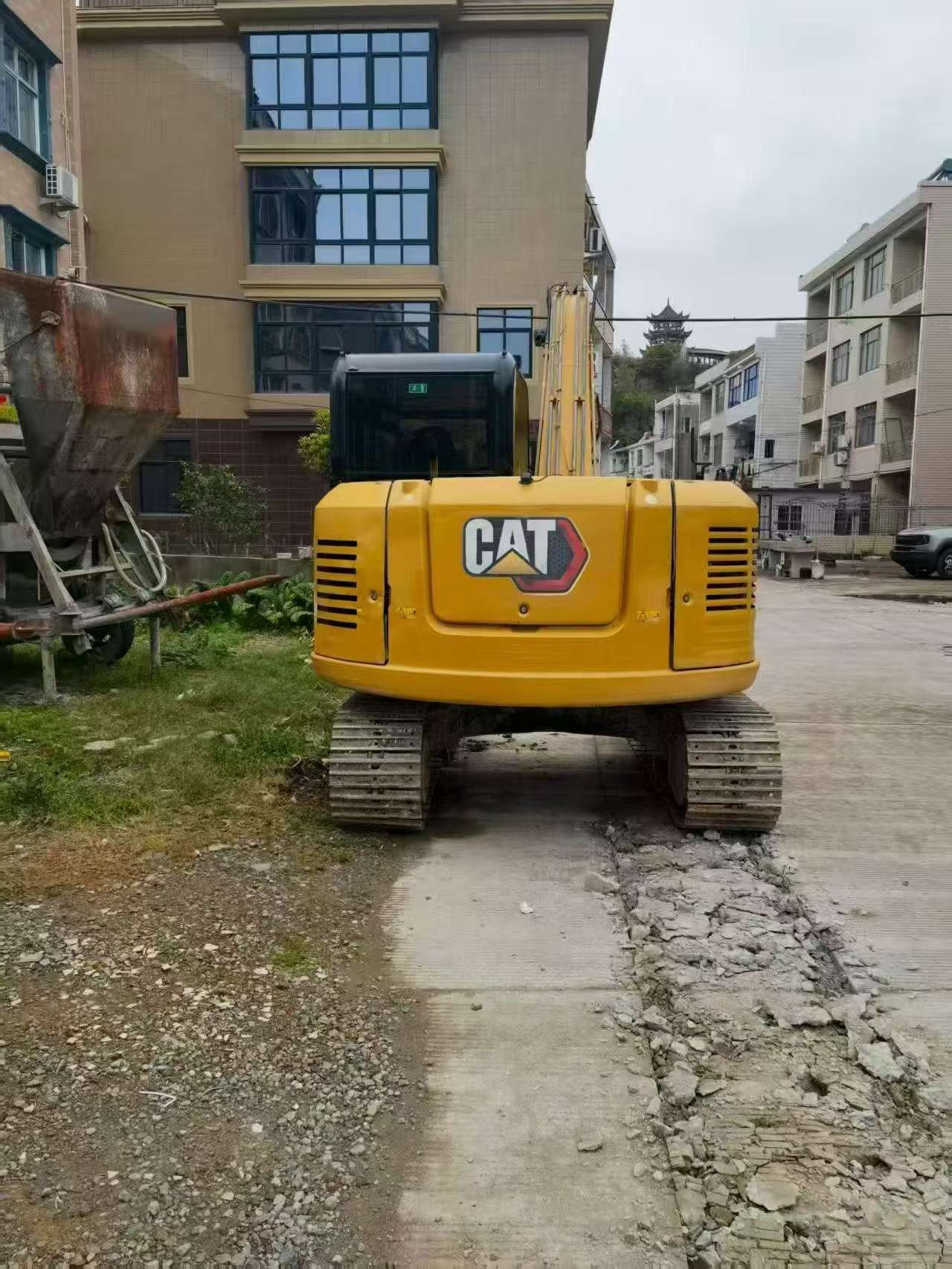 Buy Caterpillar 307B Used Excavator / 4