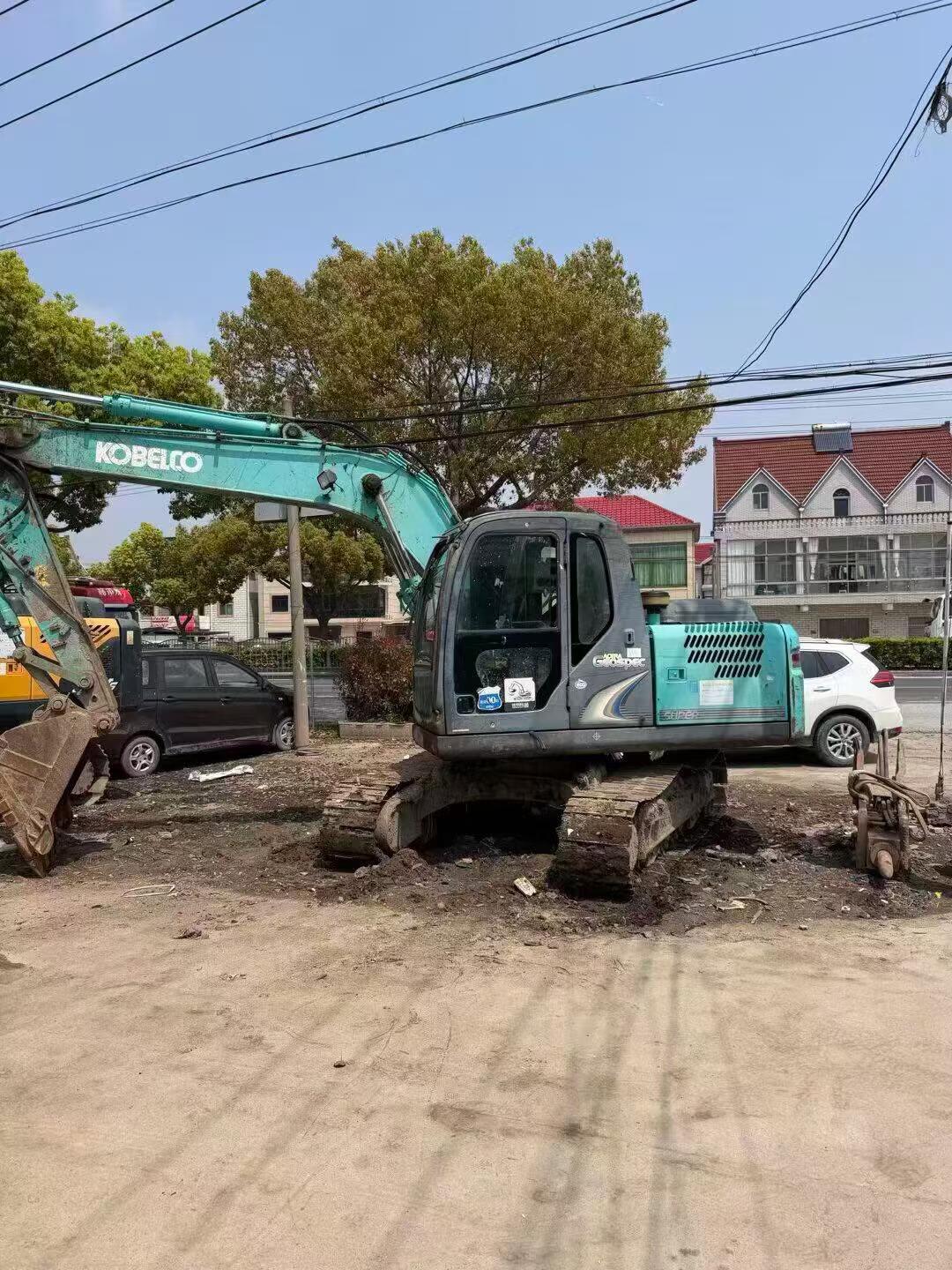 Buy Kobelco SK130 Used Excavator / 2