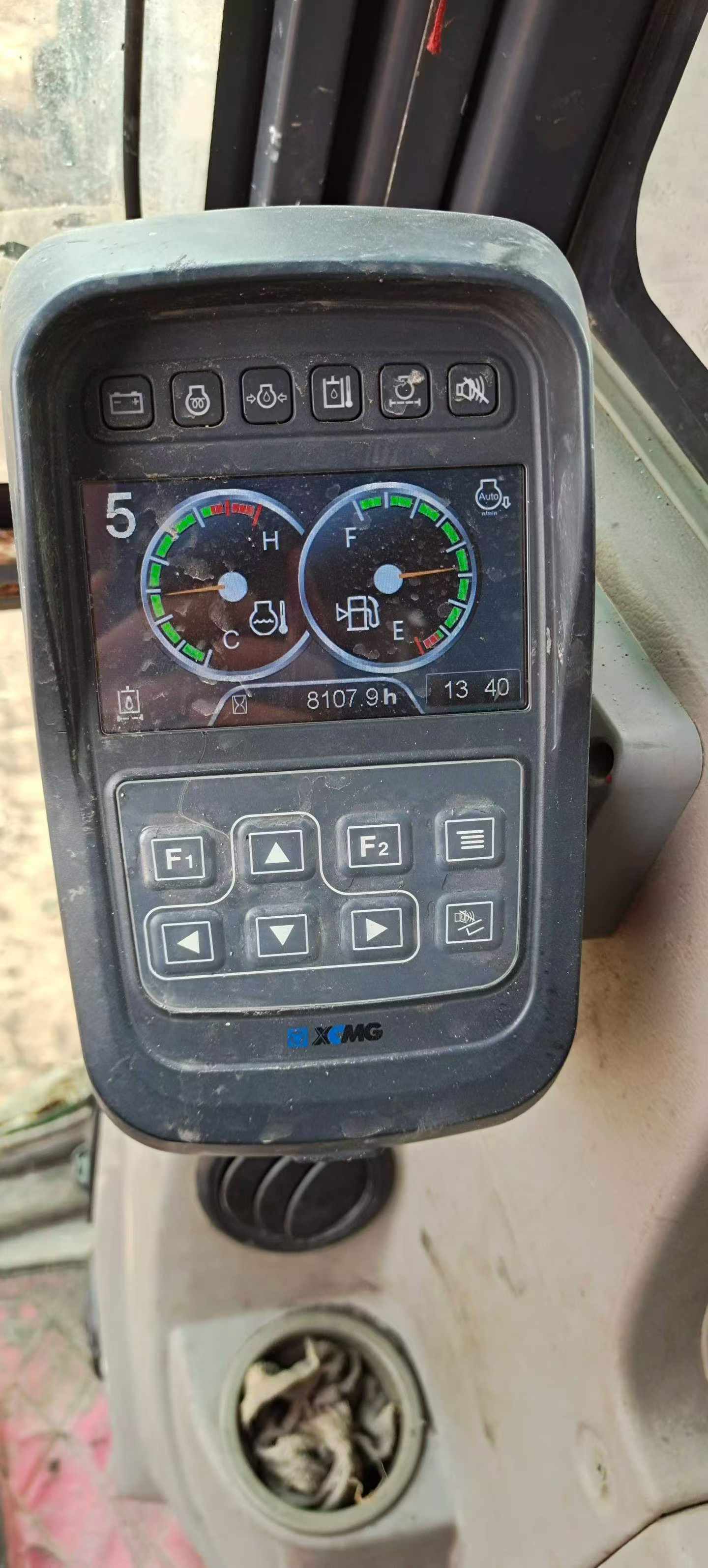 Buy XCMG XE75C Used Excavator / 8