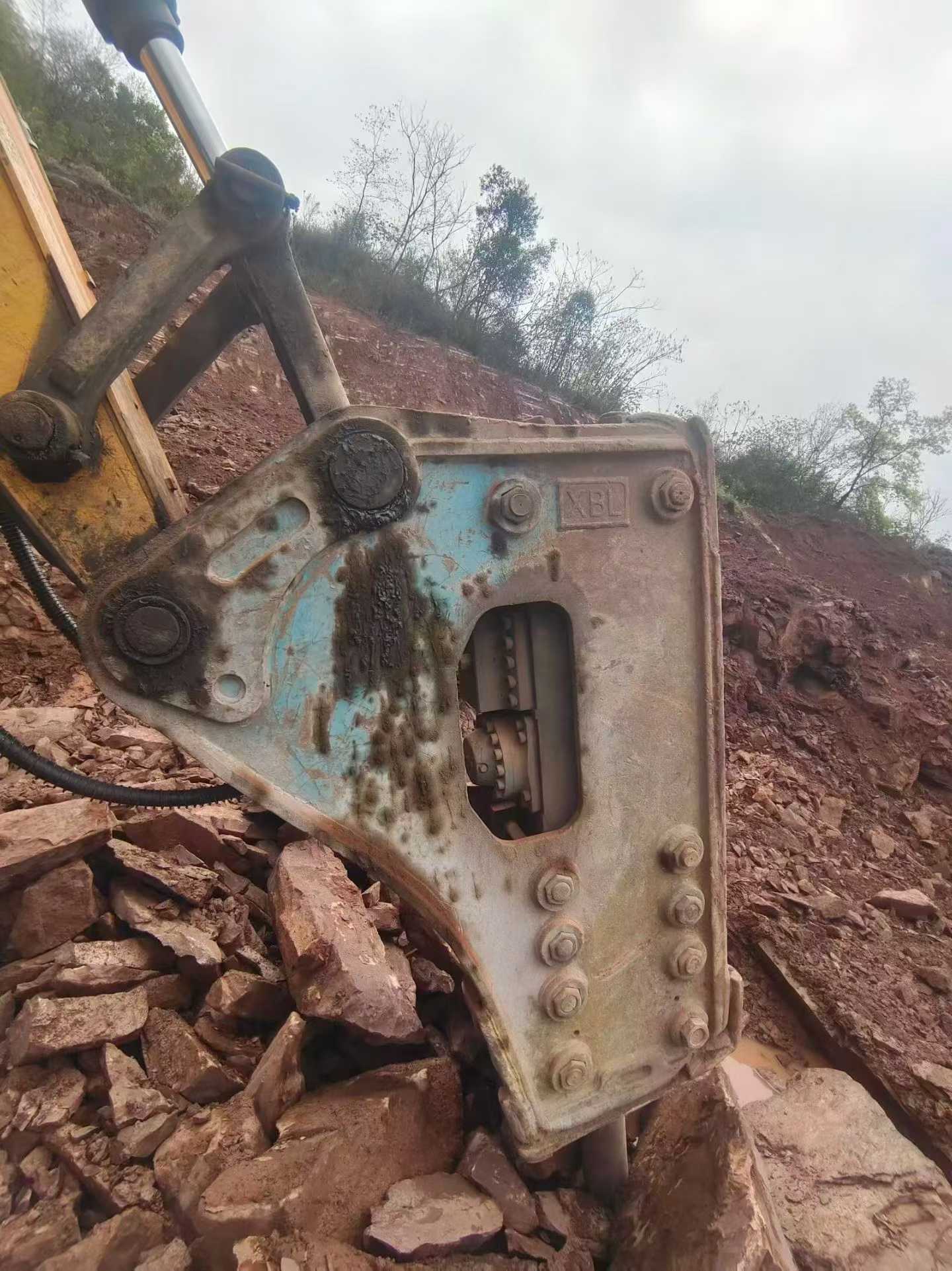 Buy Hyundai R485LVS Used Excavator / 3