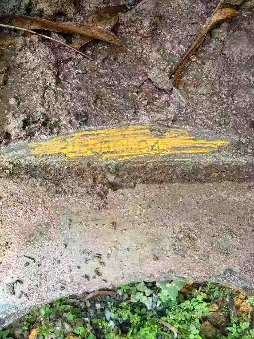 Buy Komatsu PC240-6 Used Excavator / 3