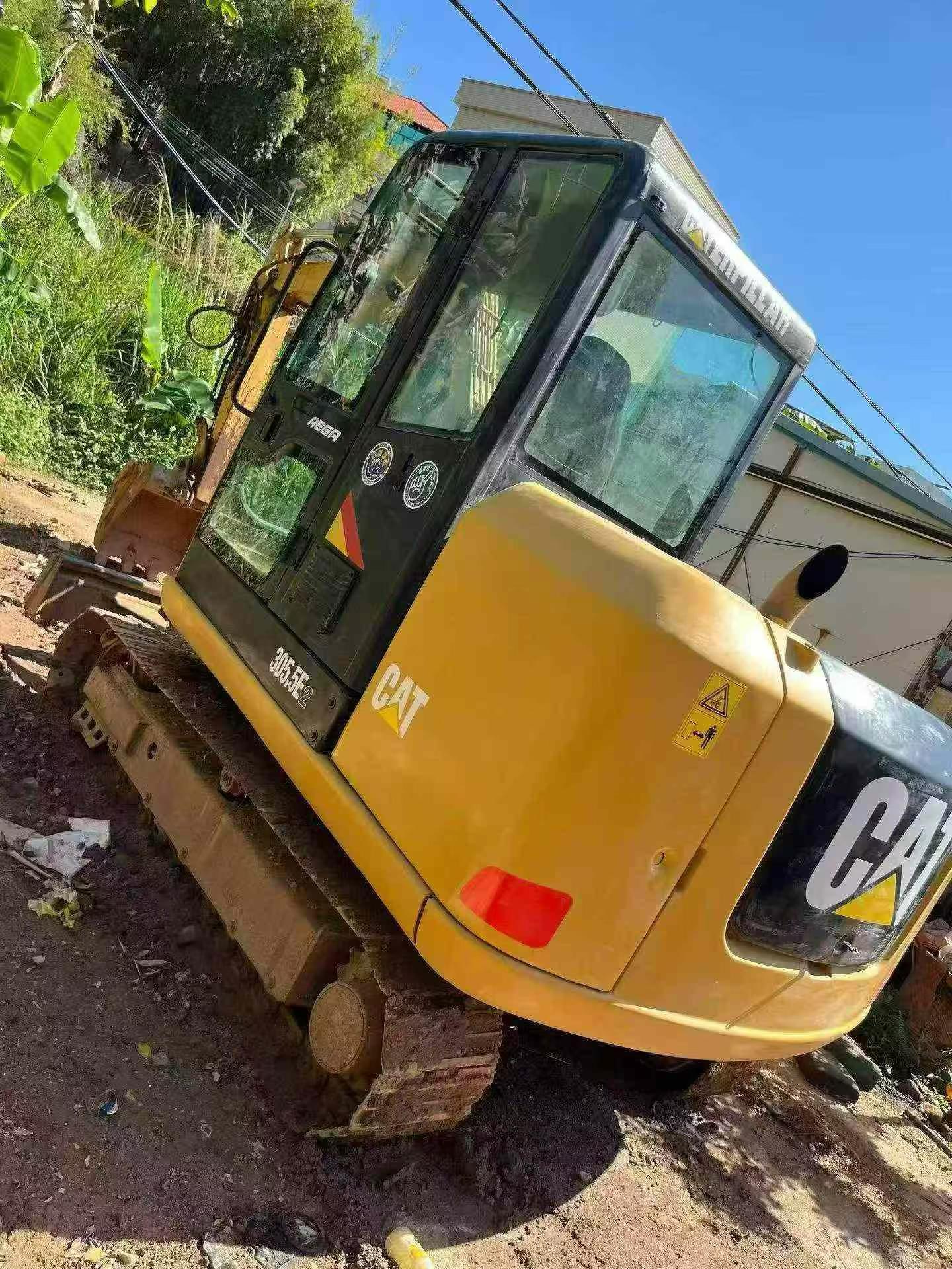 Buy Caterpillar 305.5 Used Excavator / 2