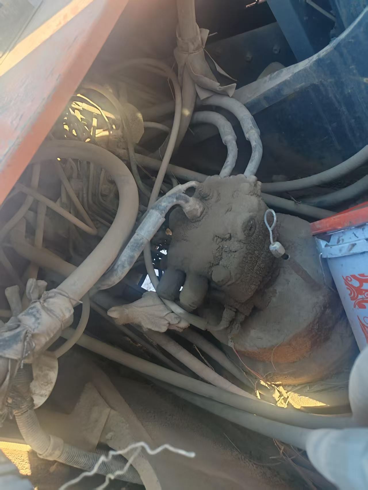 Buy Hitachi ZX240-3G Used Excavator / 8